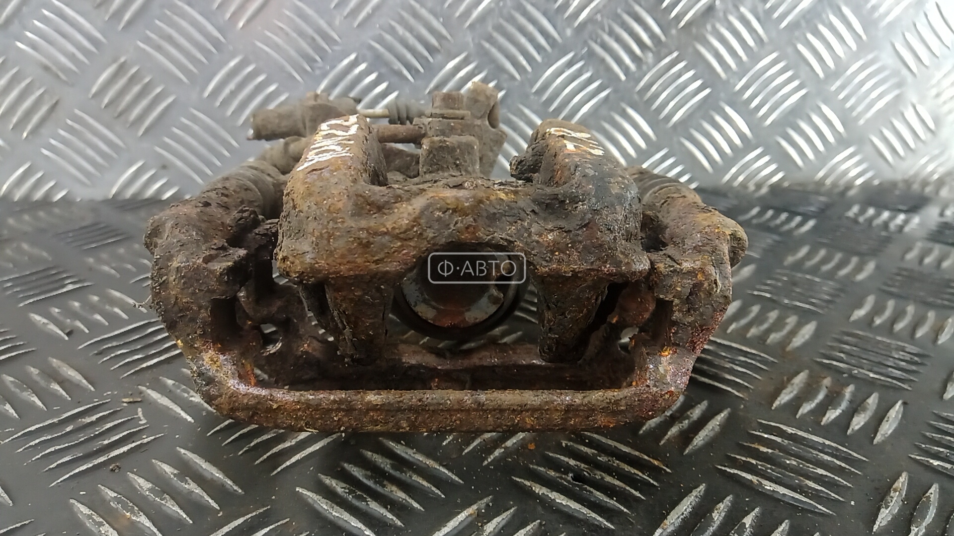 Суппорт тормозной задний правый