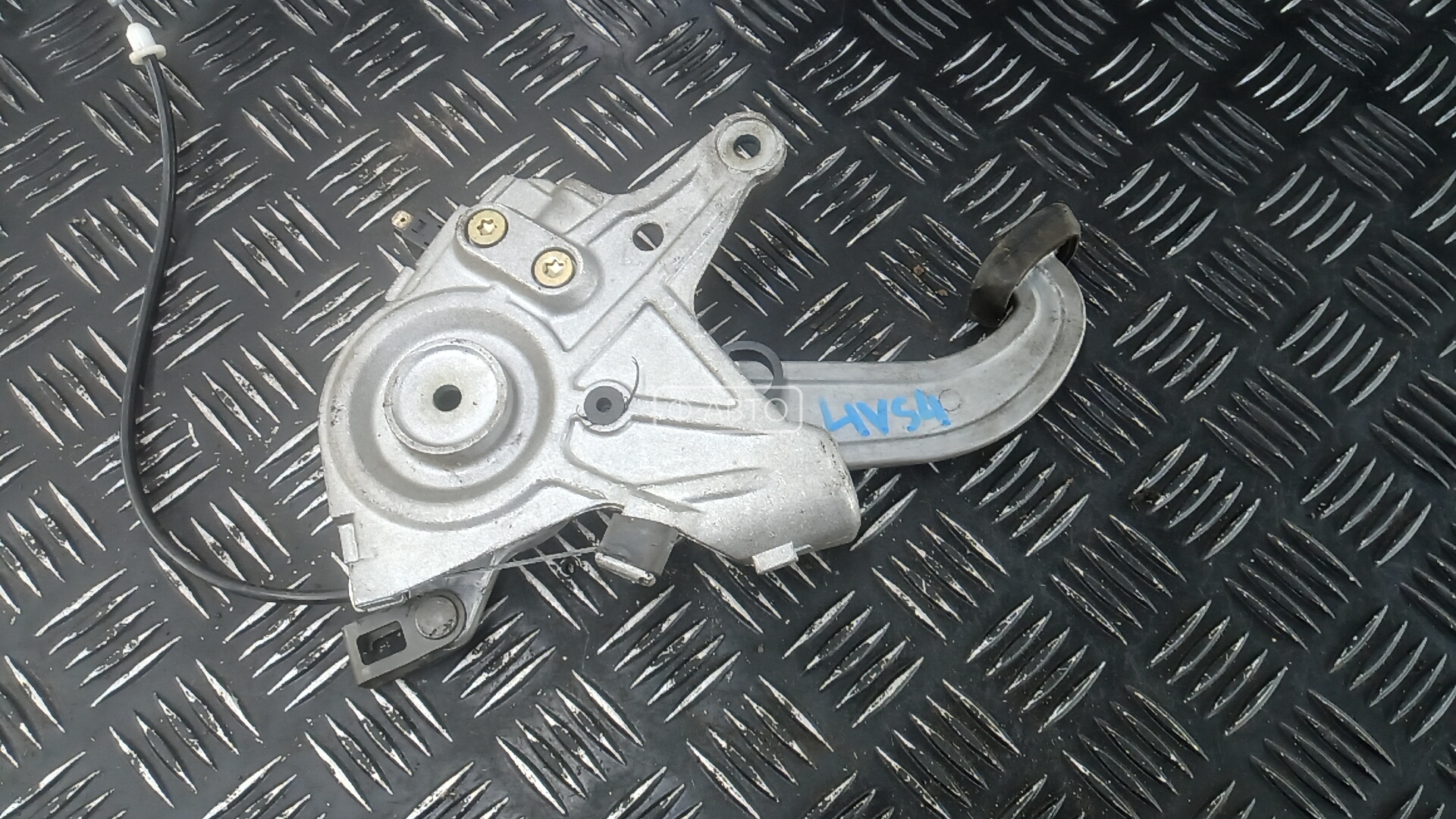 Рычаг ручного тормоза (ручник)