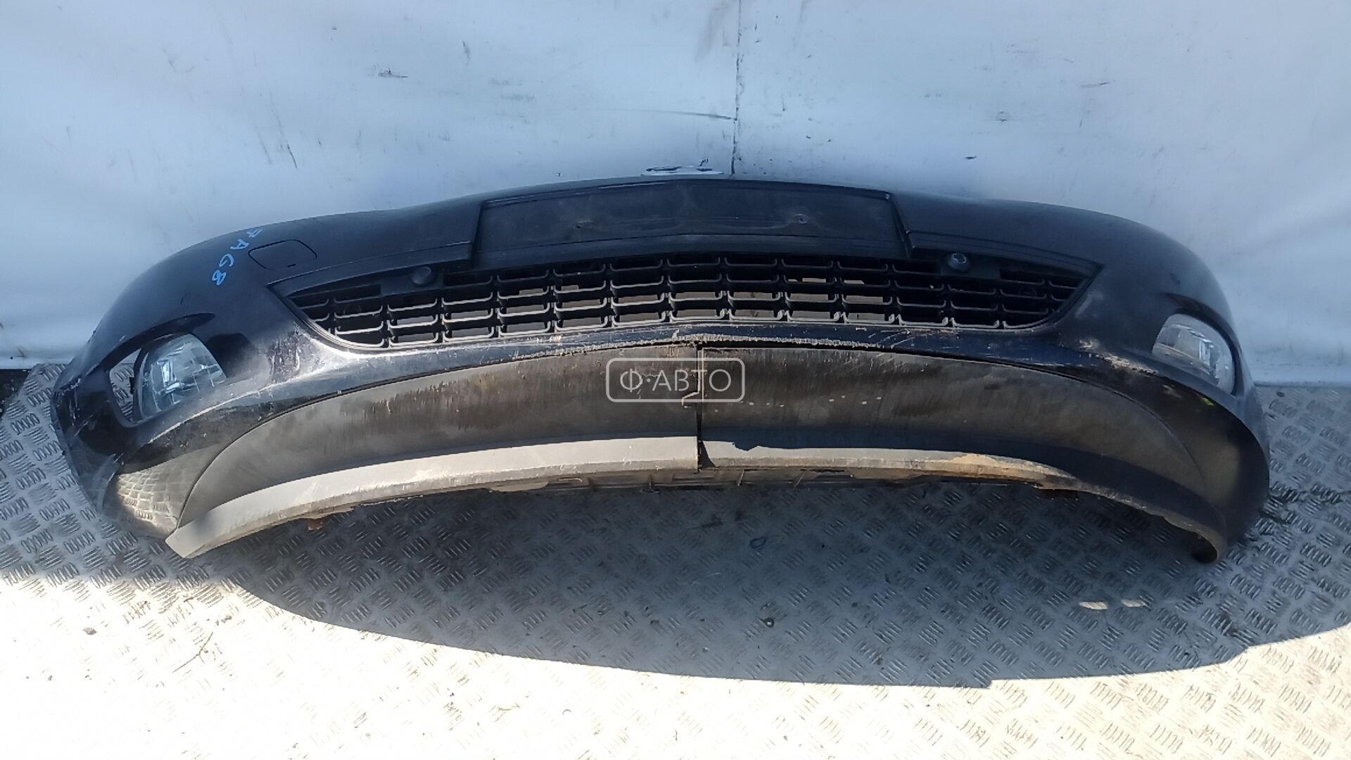 Бампер передний