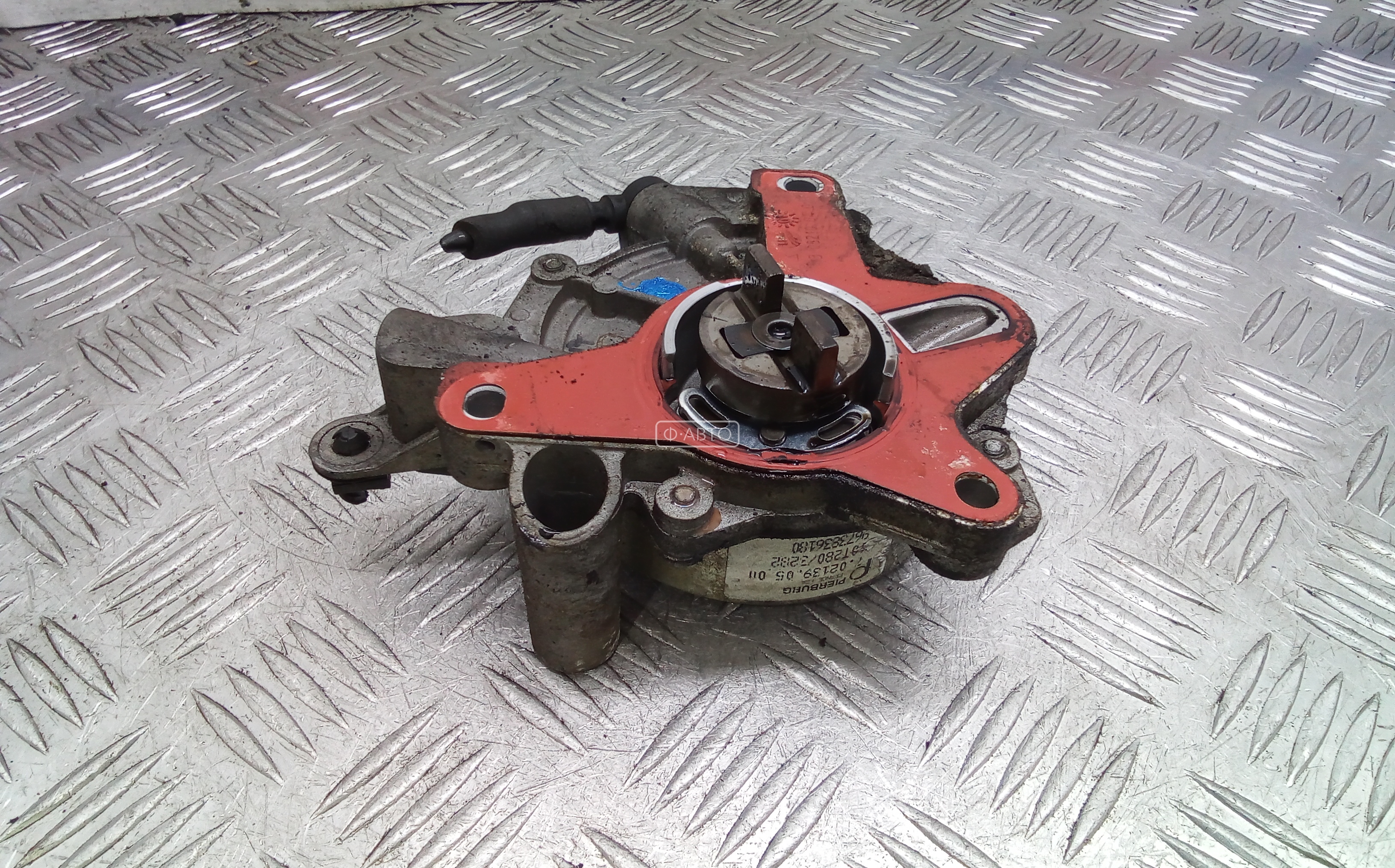 Насос вакуумный