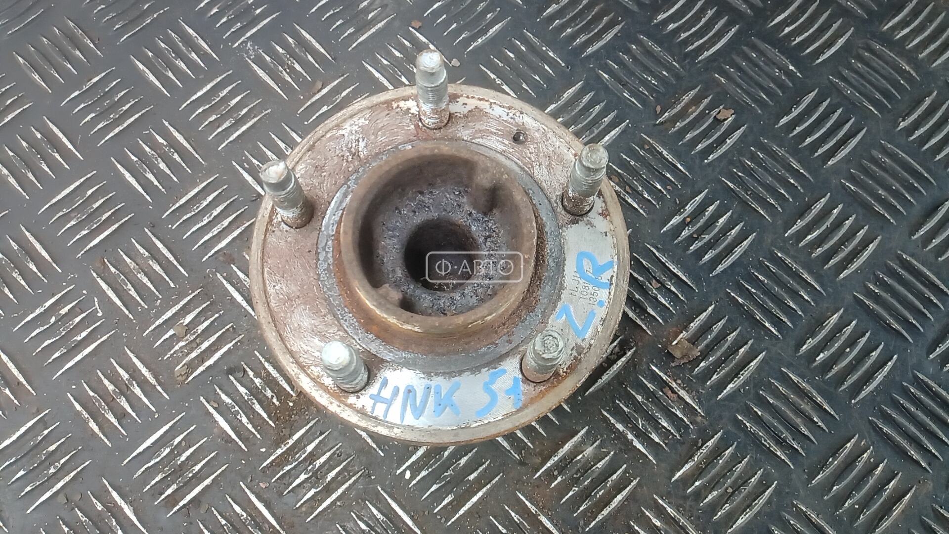Ступица задняя правая