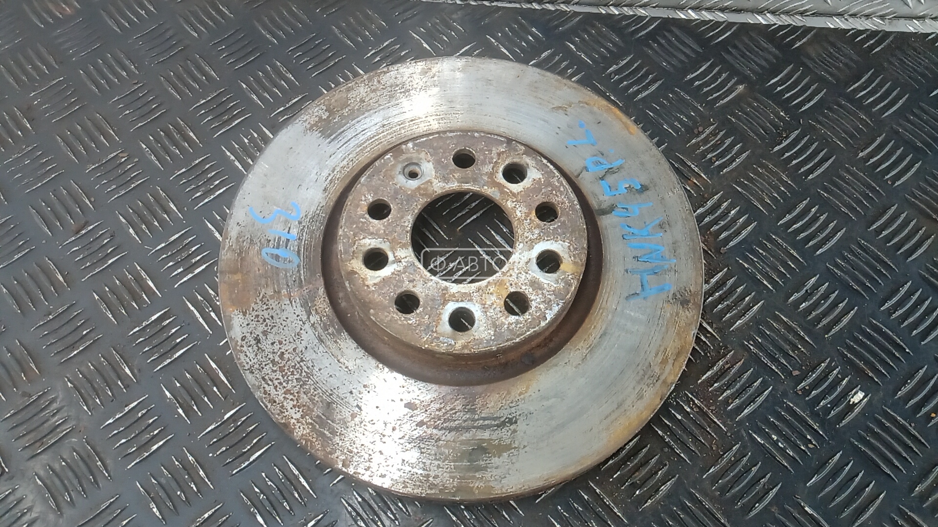 Диск тормозной передний