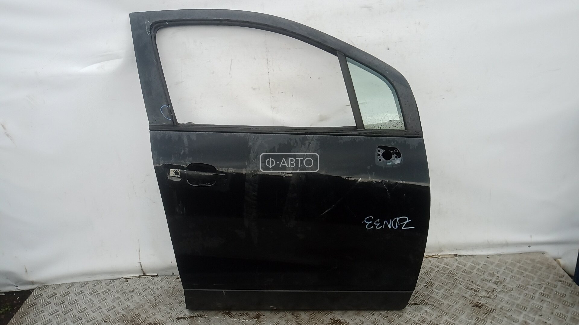 Дверь передняя правая
