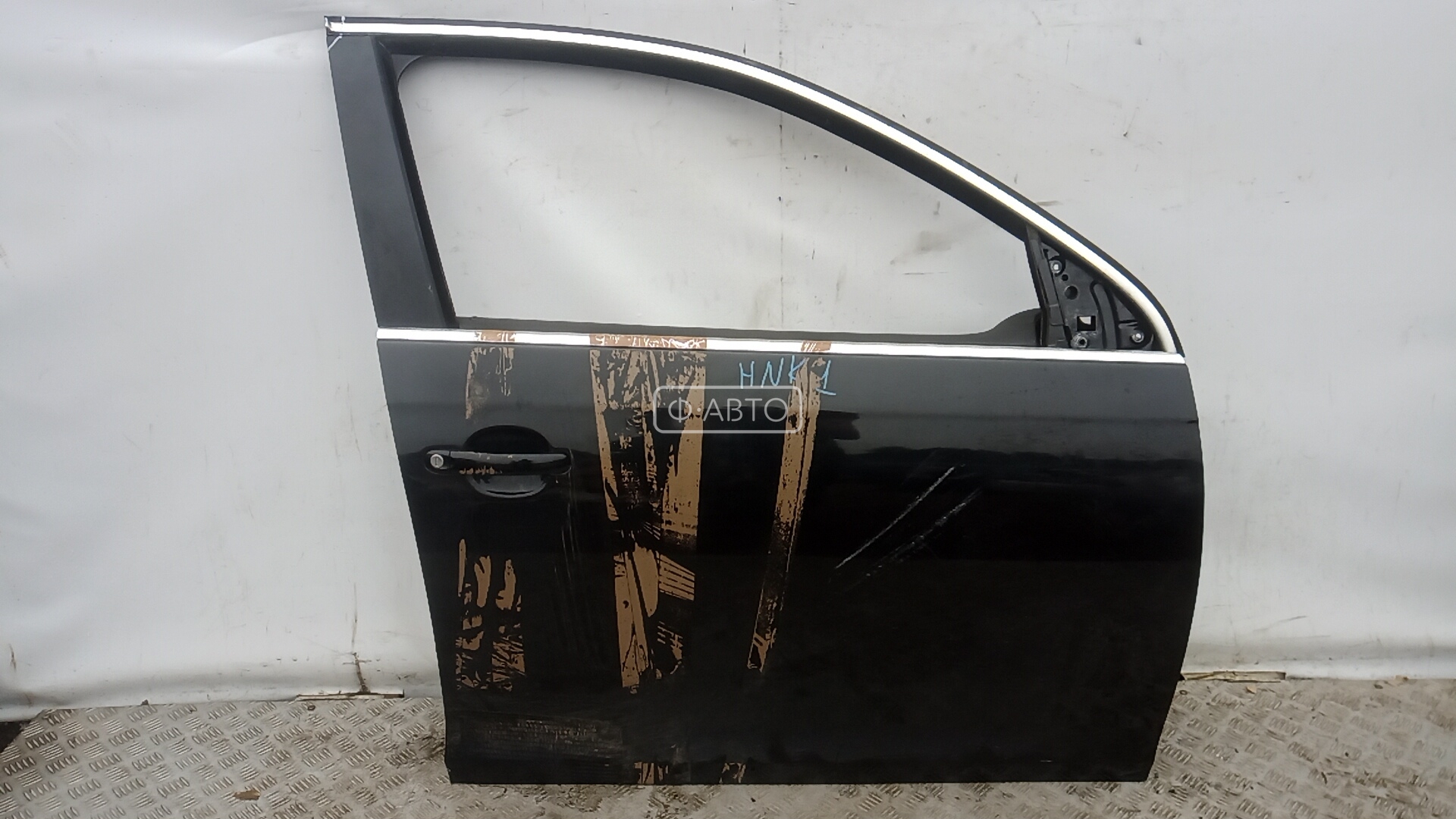 Дверь передняя правая