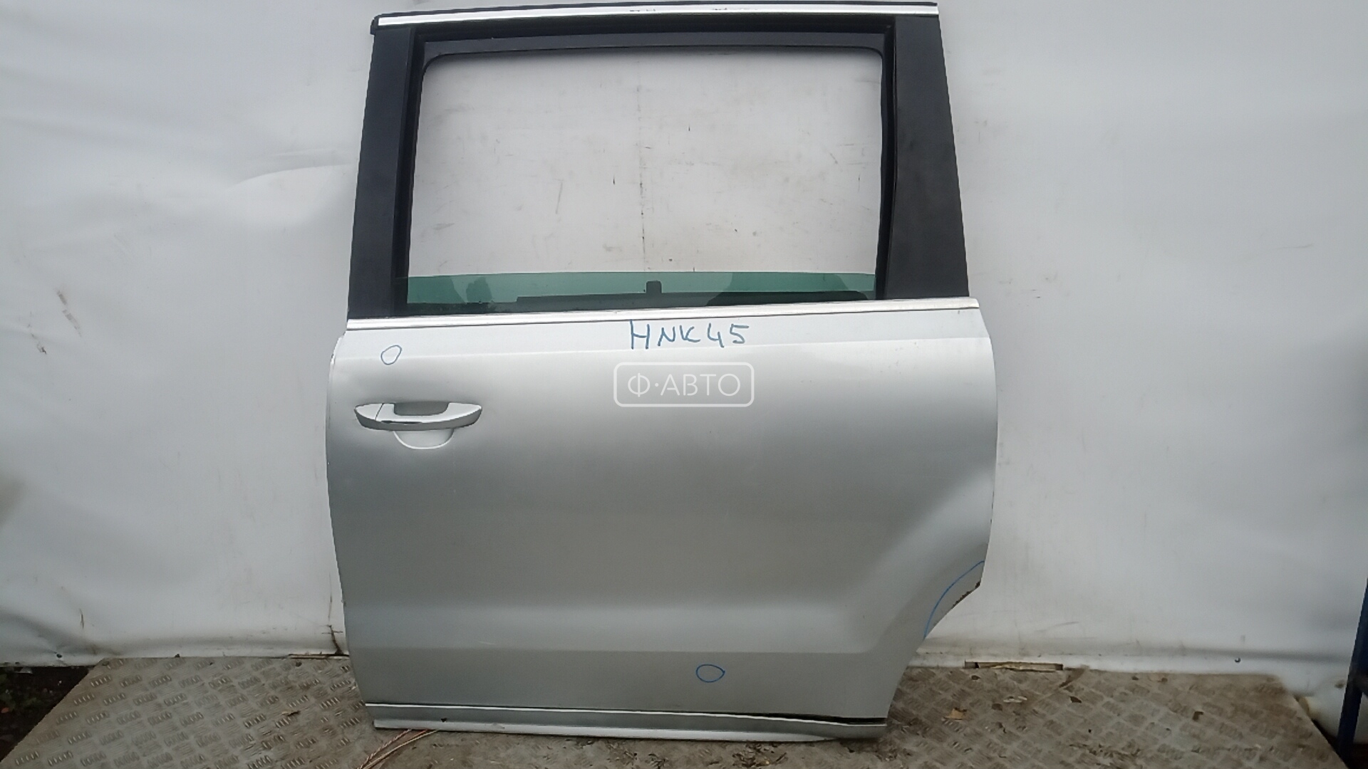 Дверь задняя левая