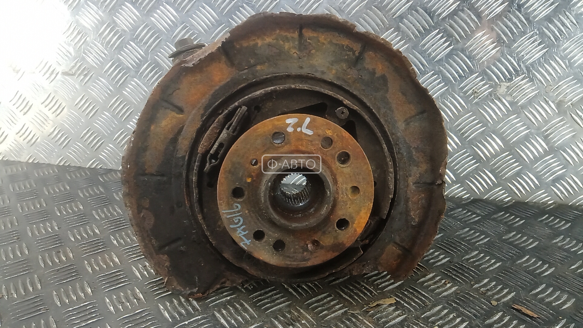 Ступица задняя правая