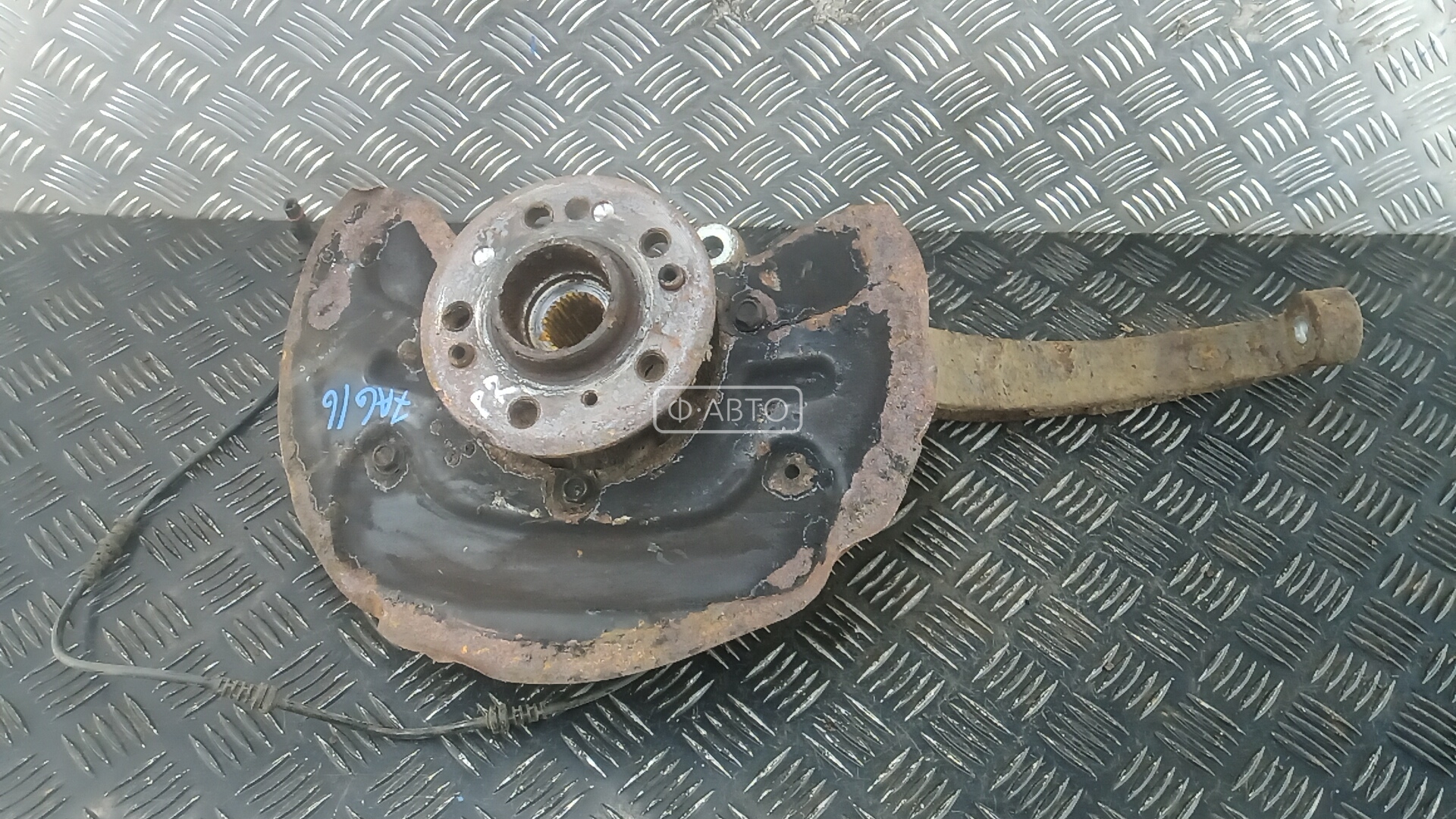 Ступица передняя правая