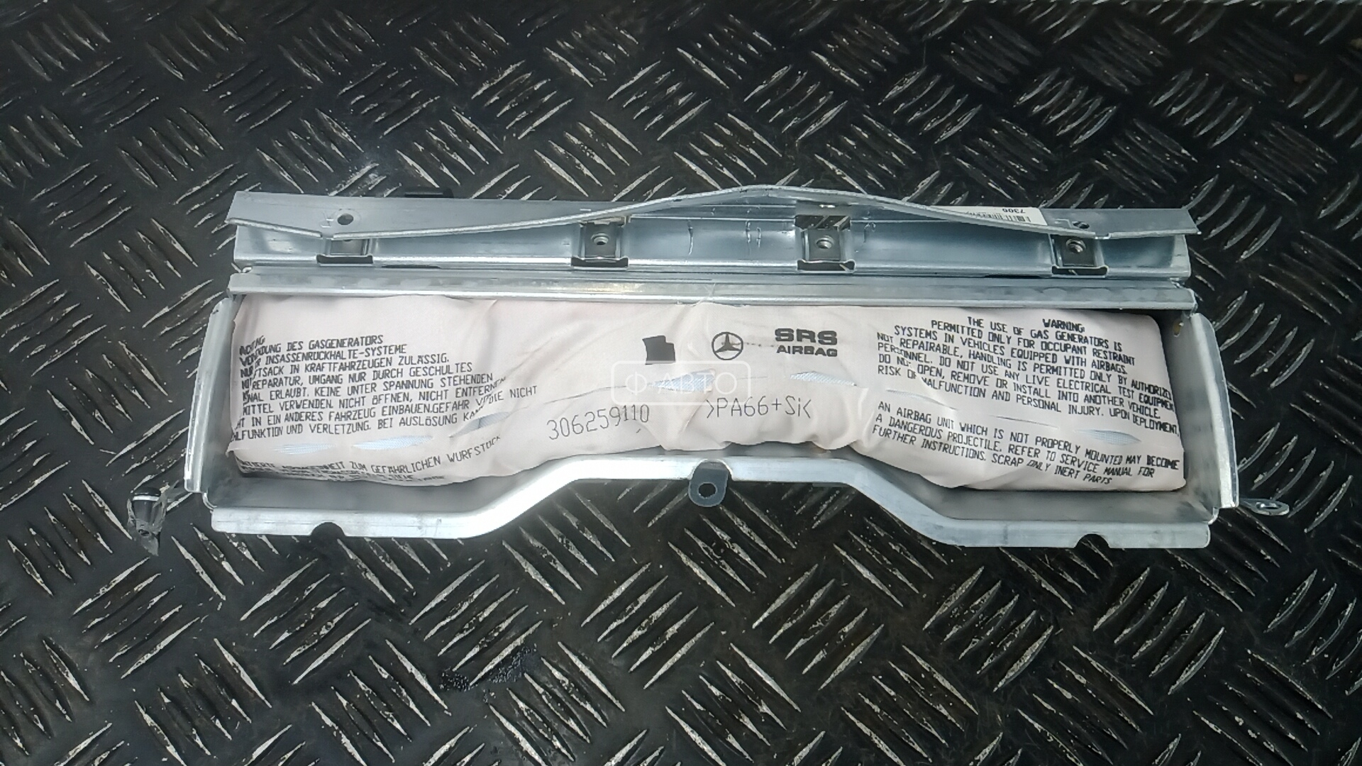 Подушка безопасности пассажира