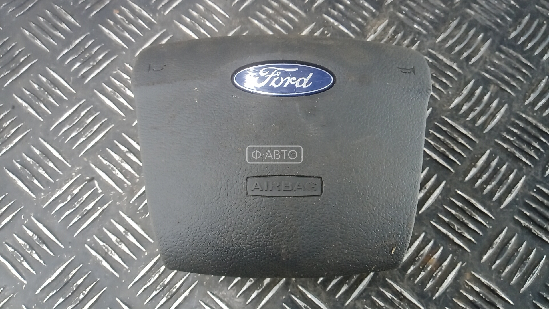 Подушка безопасности водителя