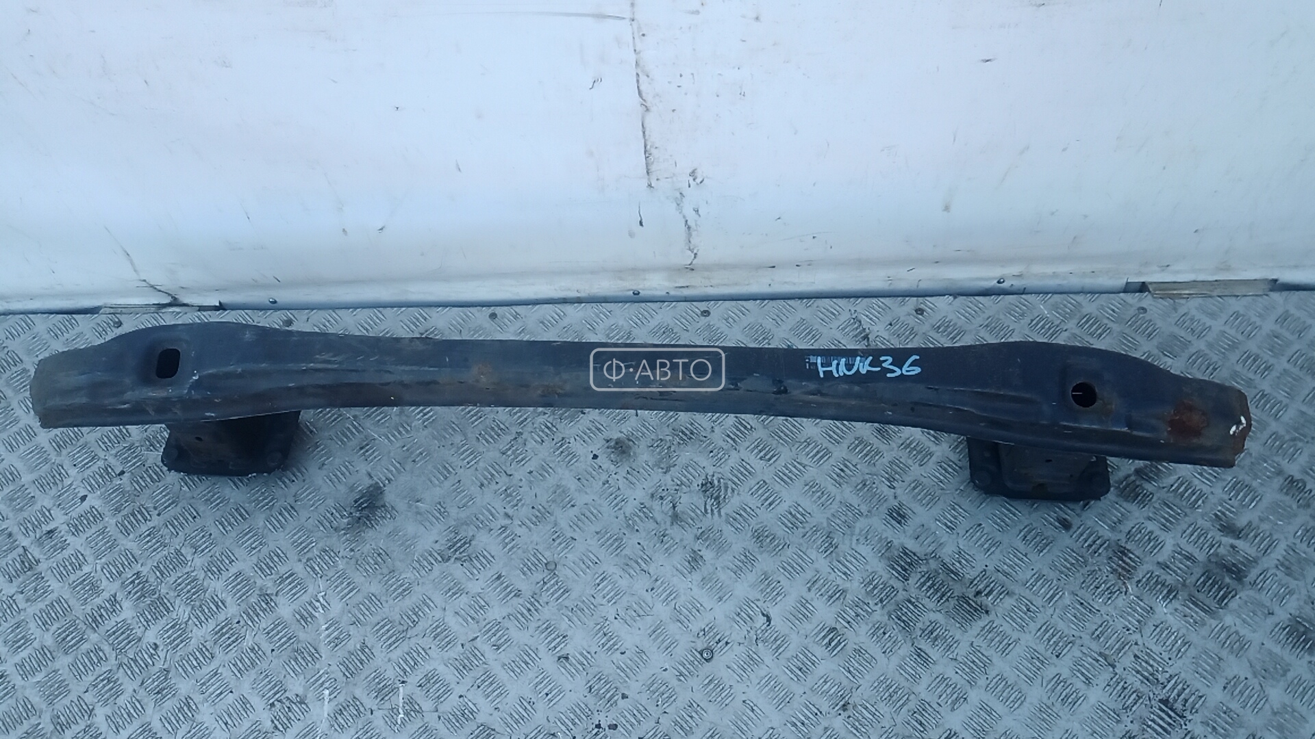 Усилитель бампера задний