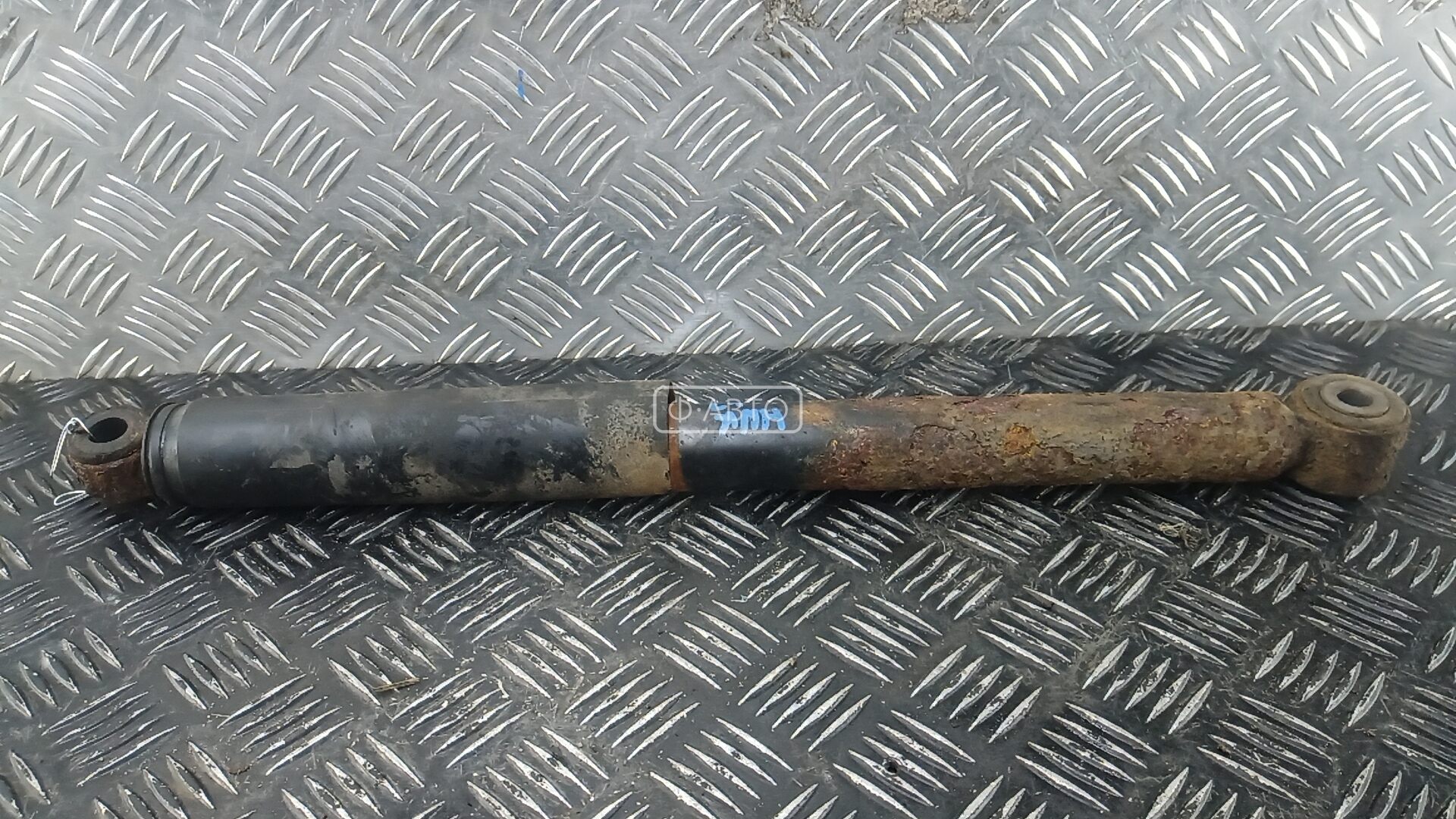 Амортизатор задний