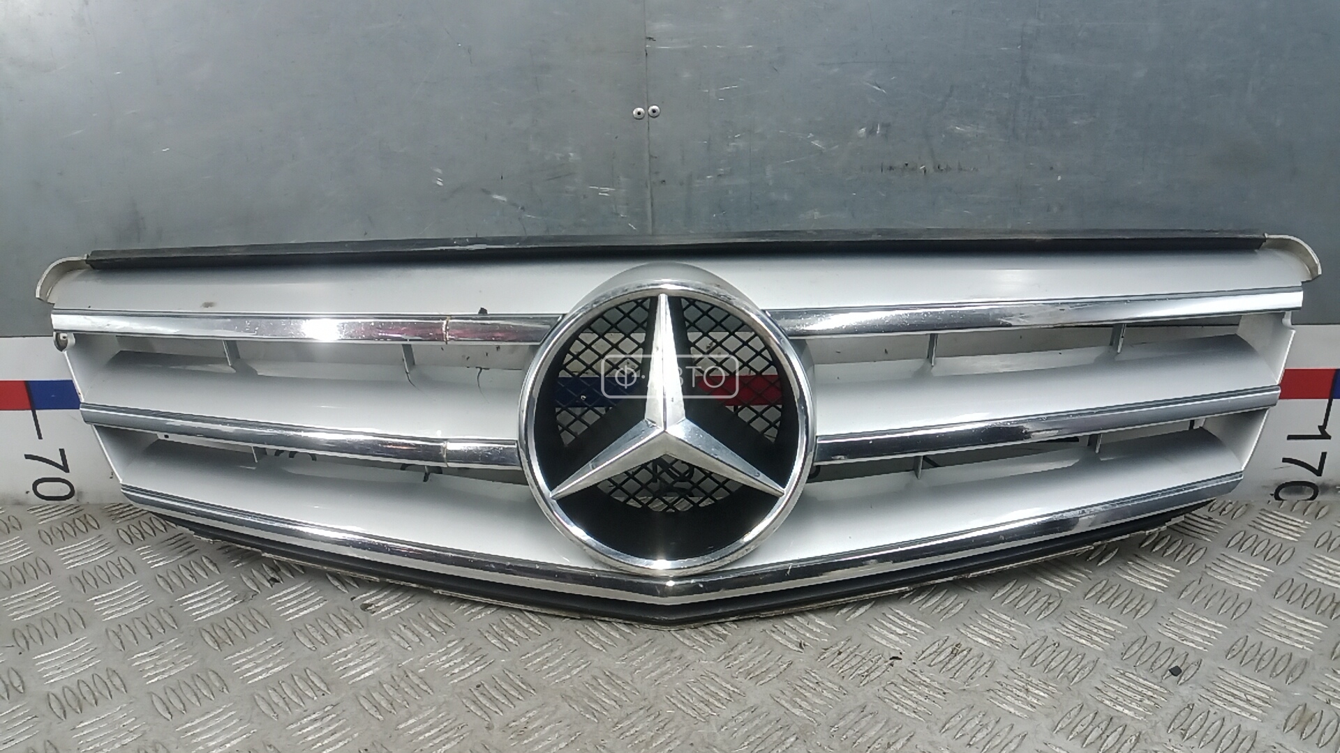 Решетка радиатора