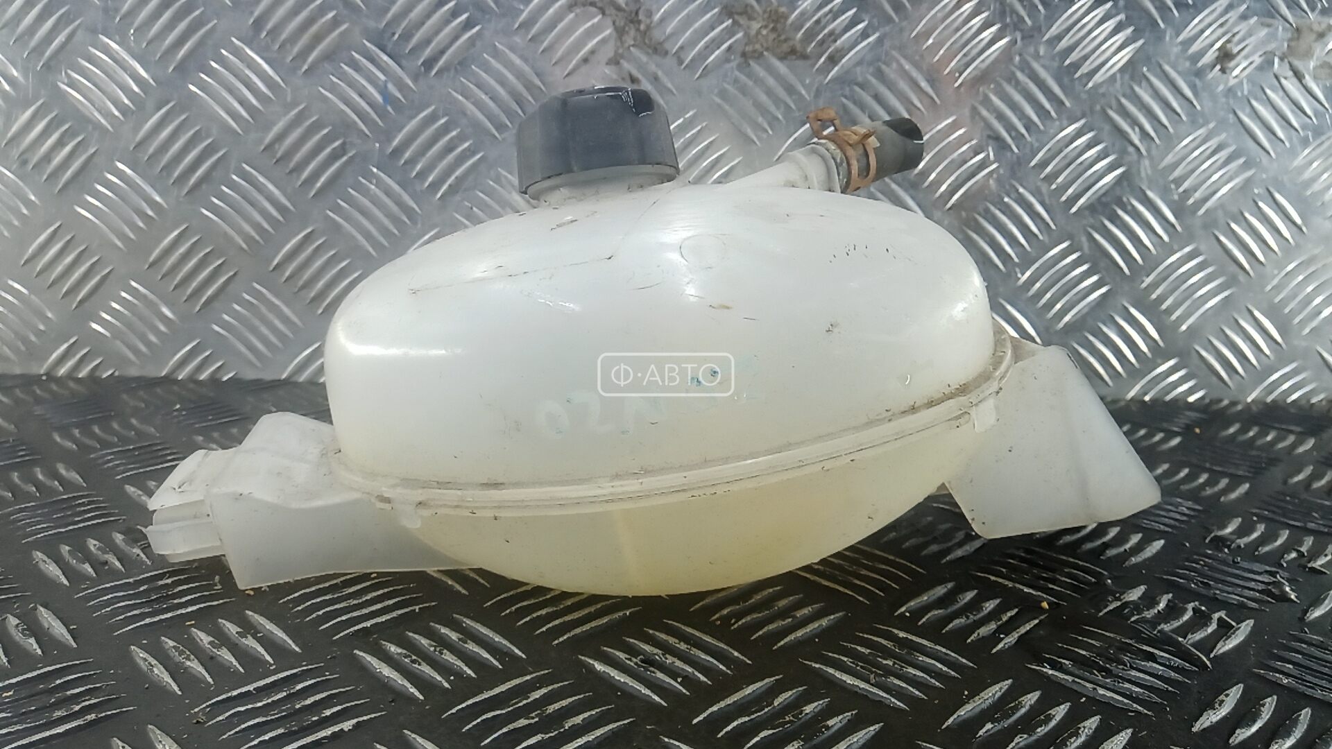 Бачок расширительный