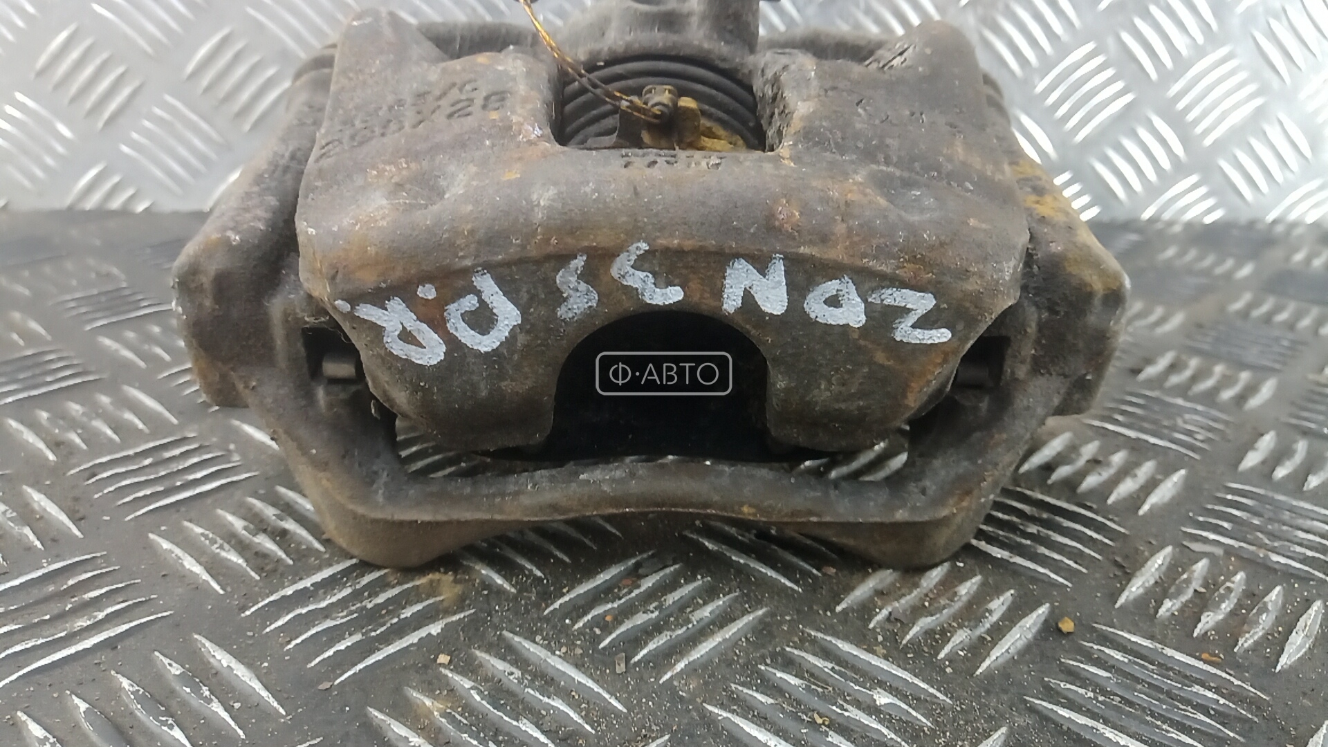 Суппорт тормозной передний правый