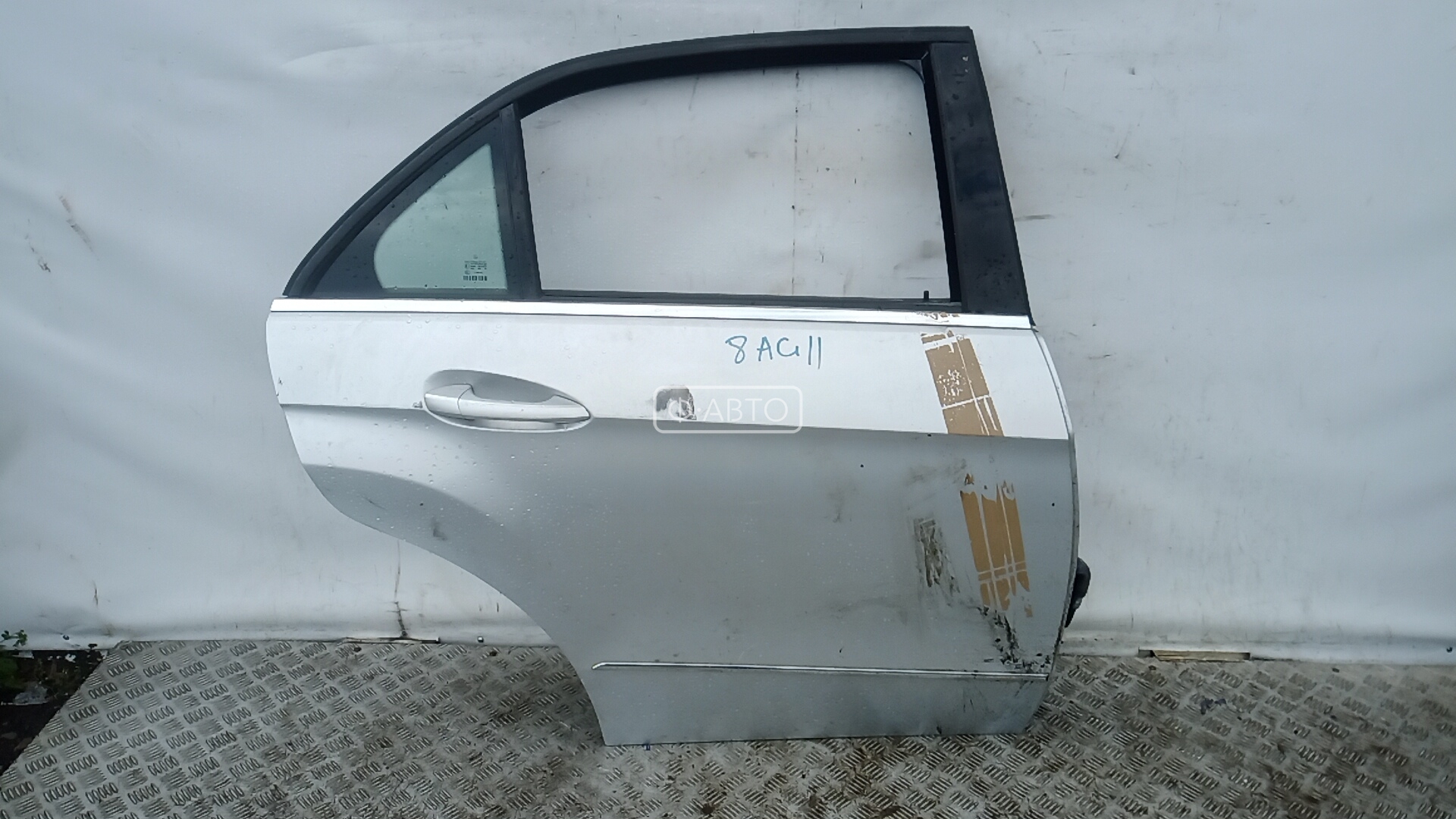 Дверь задняя правая