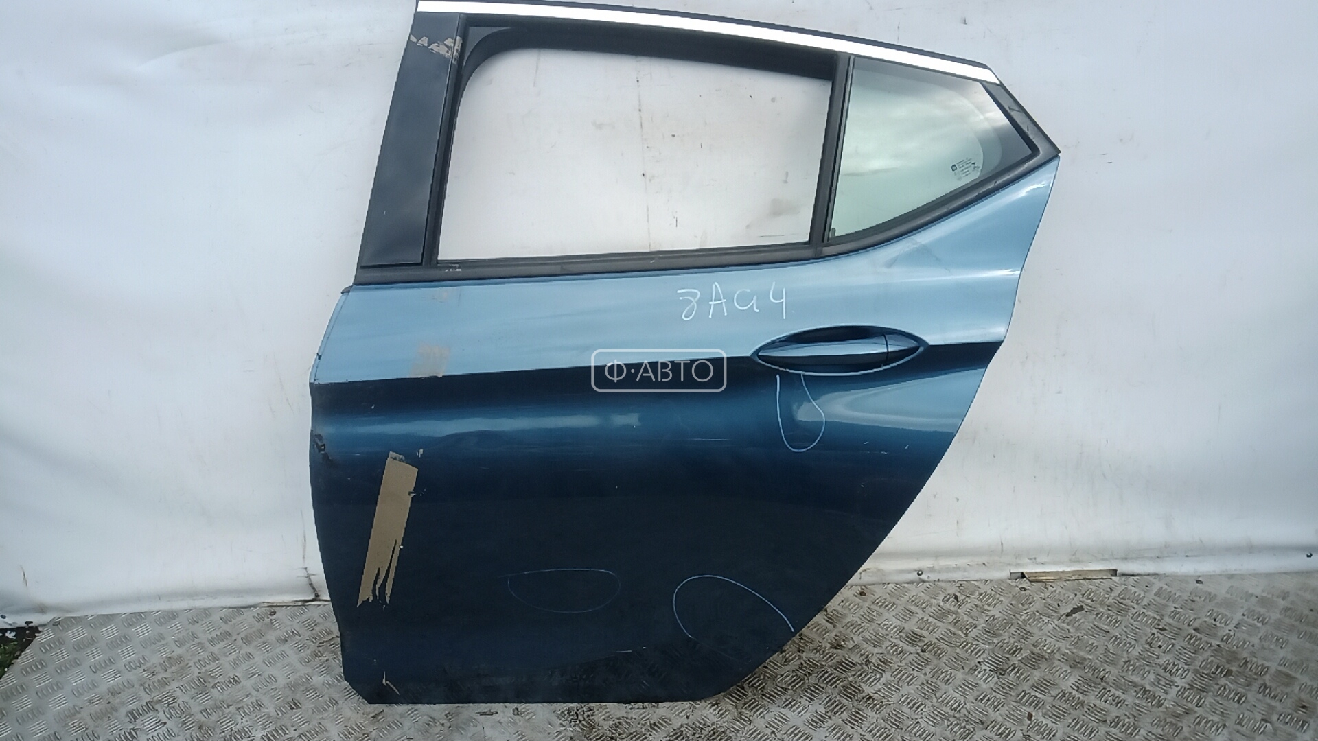 Дверь задняя левая