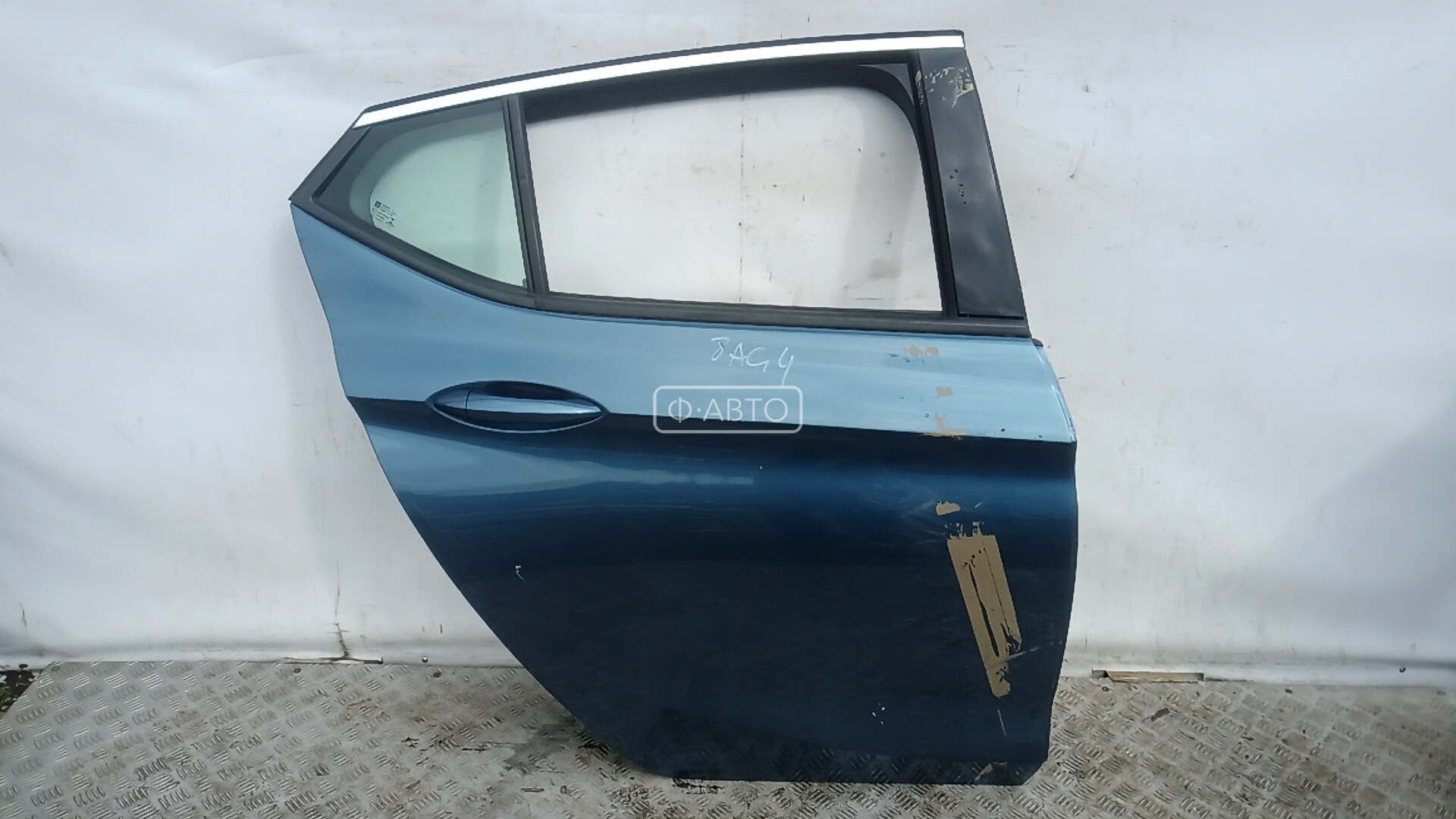Дверь задняя правая