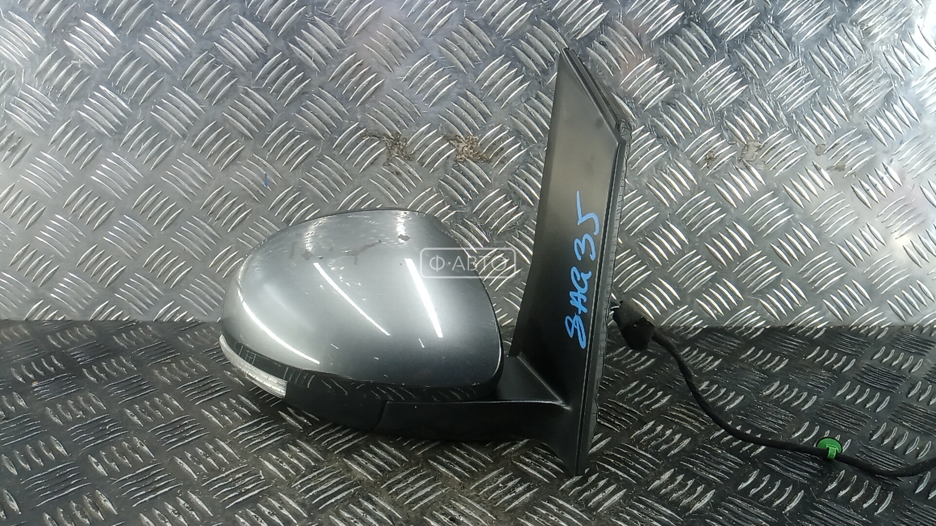 Зеркало наружное правое