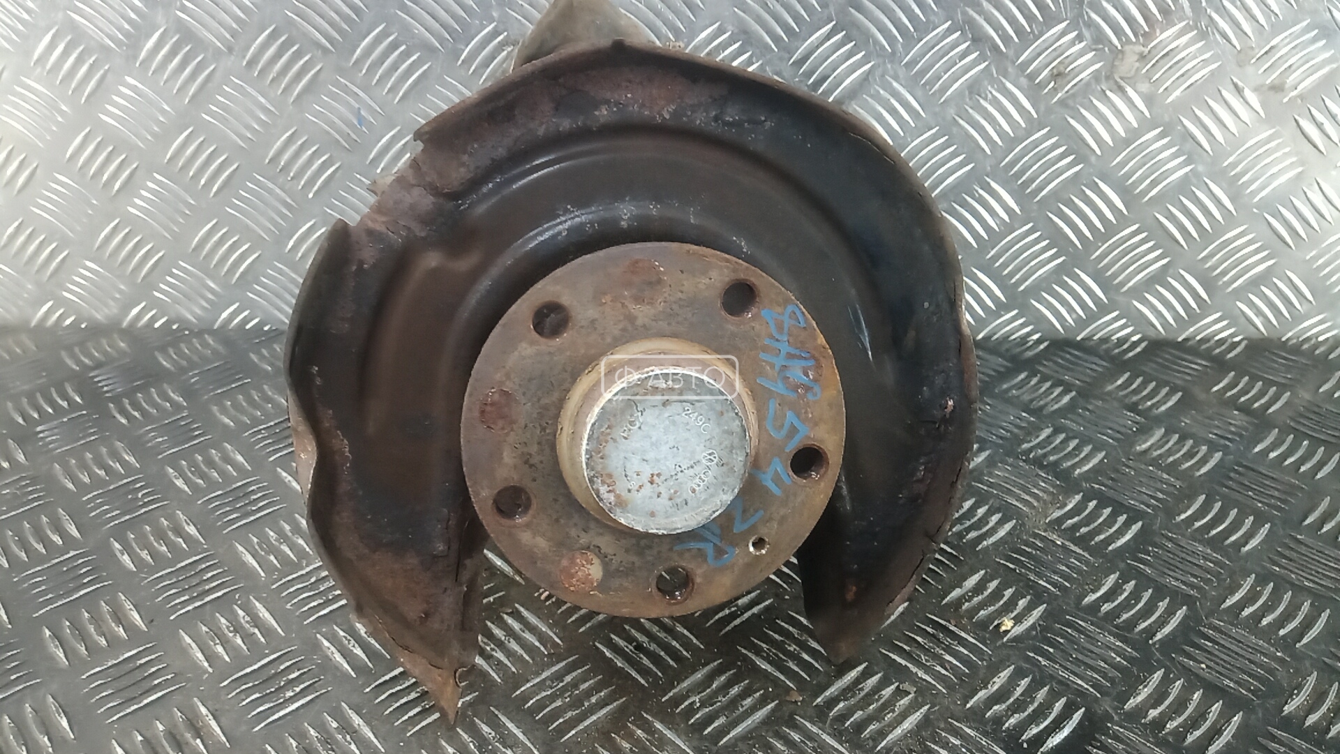 Ступица задняя правая