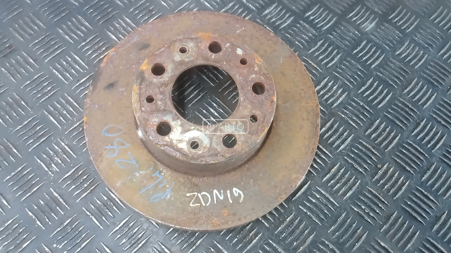 Диск тормозной передний