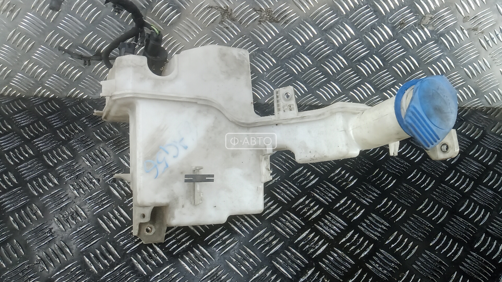 Бачок омывателя