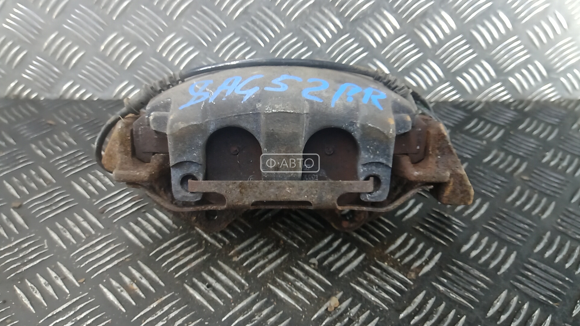 Суппорт тормозной передний правый