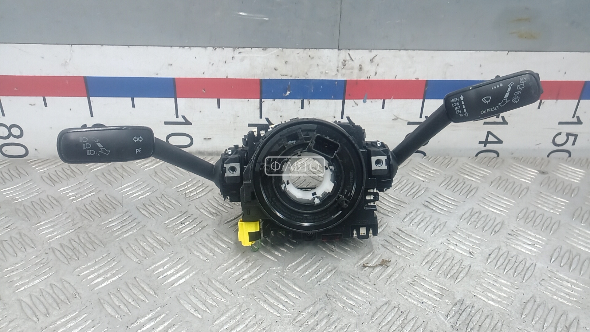 Переключатель поворотов и дворников (стрекоза)