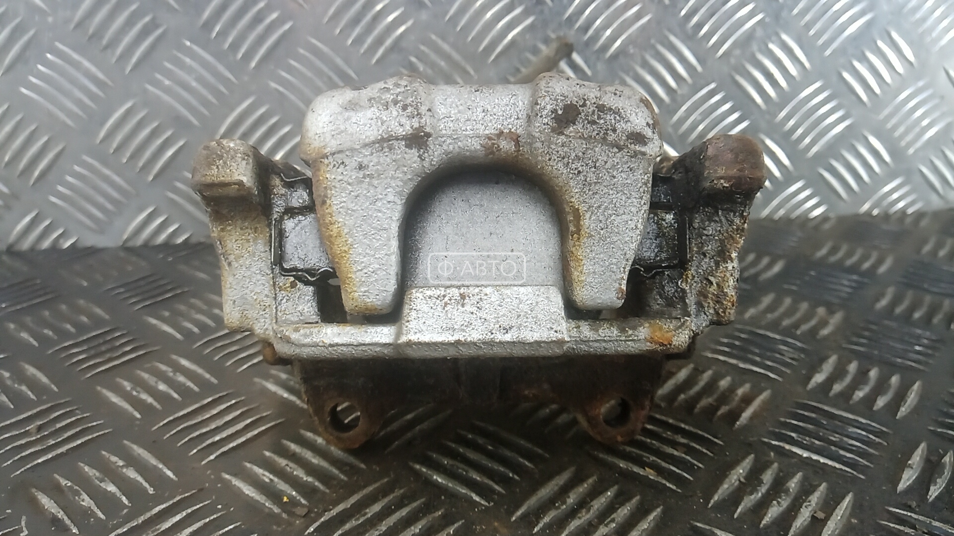 Суппорт тормозной задний правый