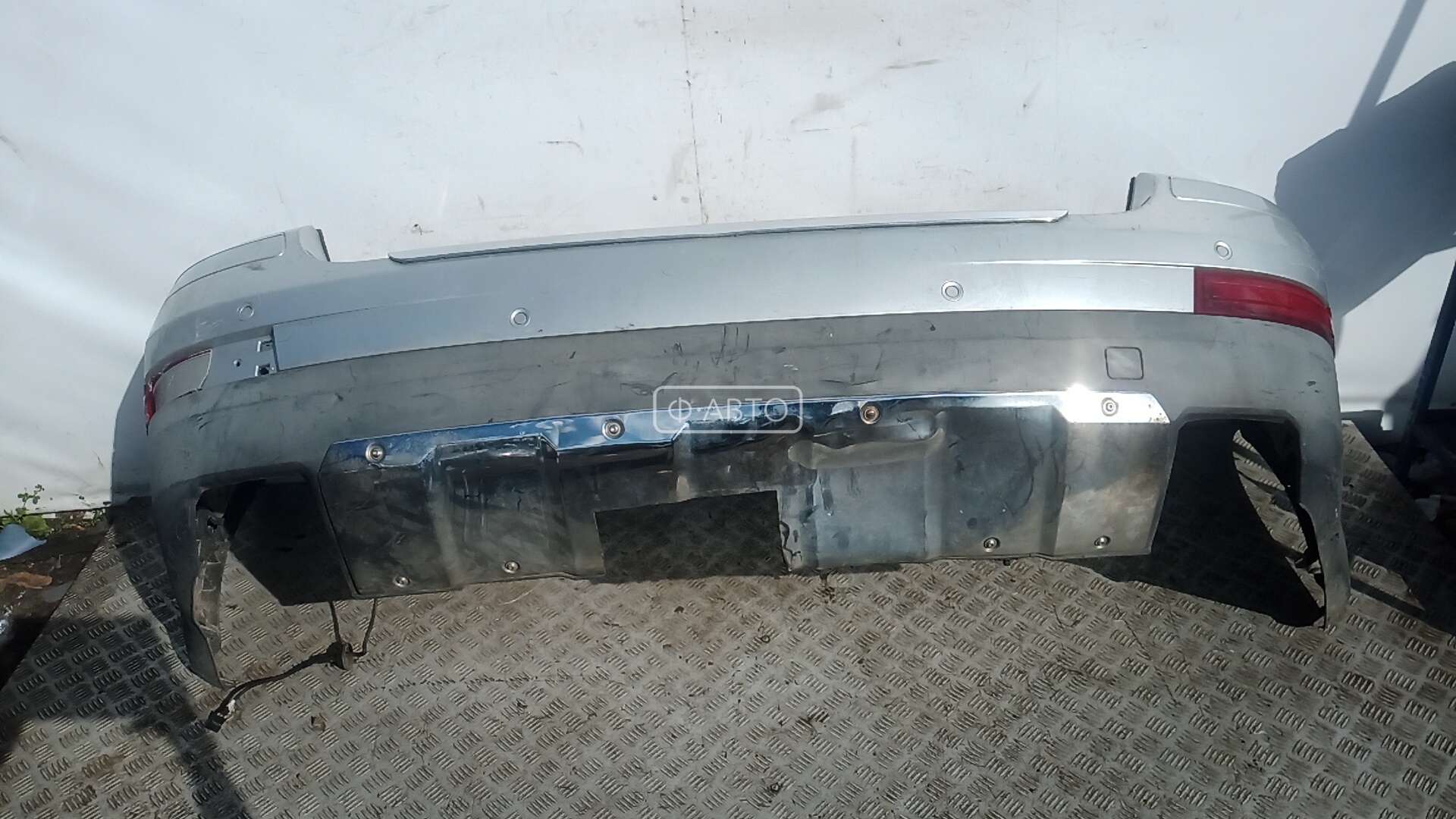 Бампер задний