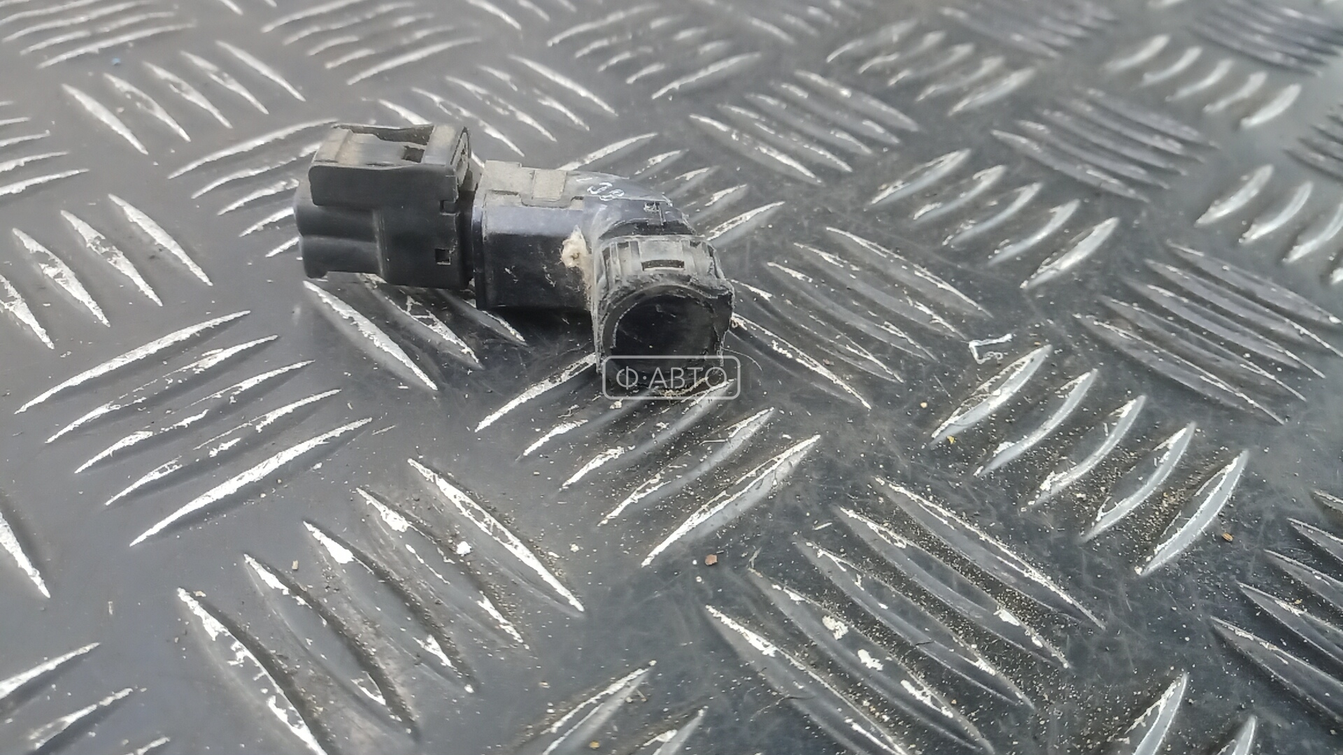 Парктроник передний