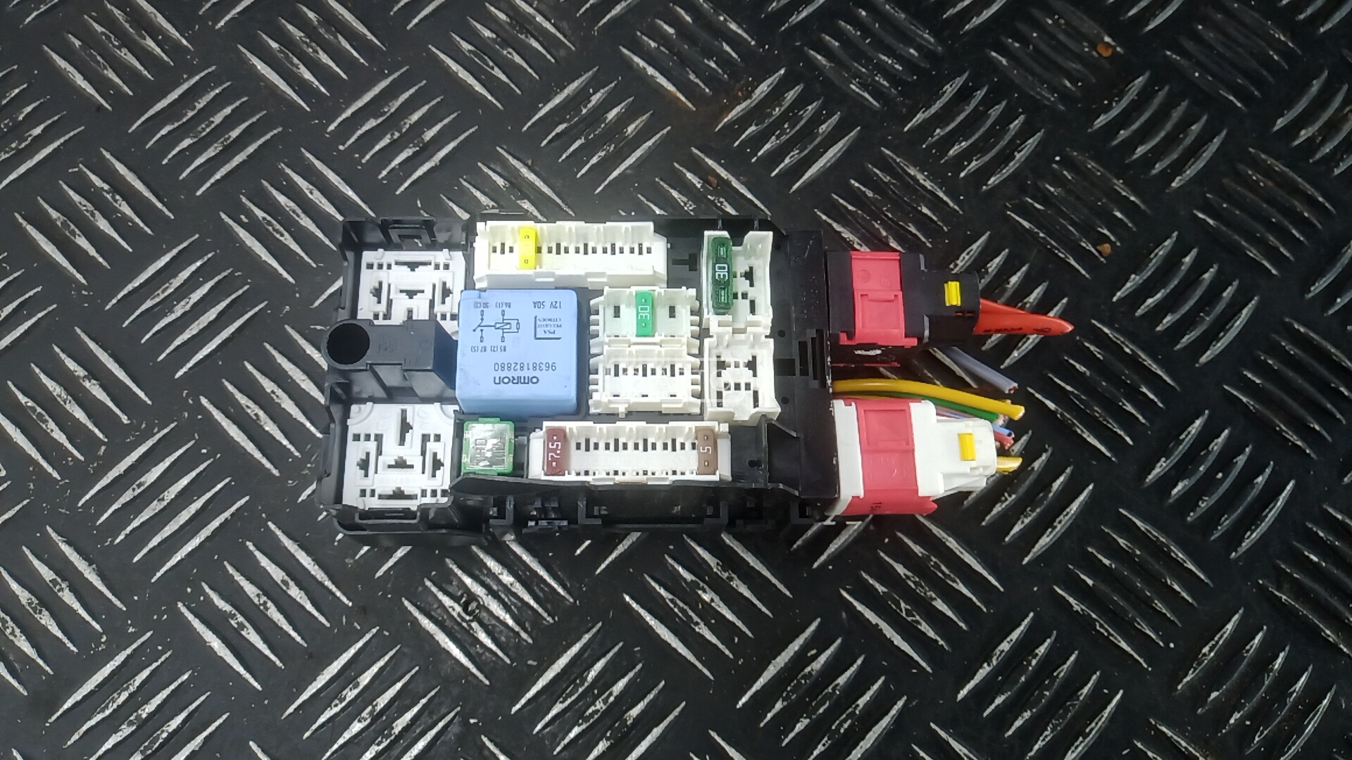 Блок предохранителей