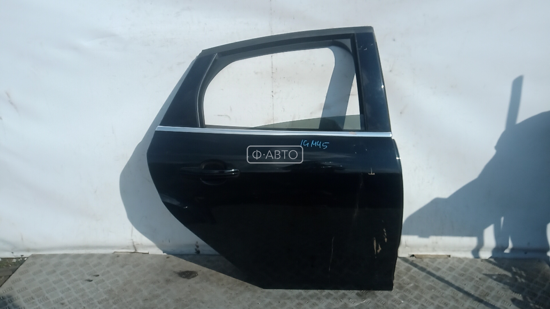 Дверь задняя правая