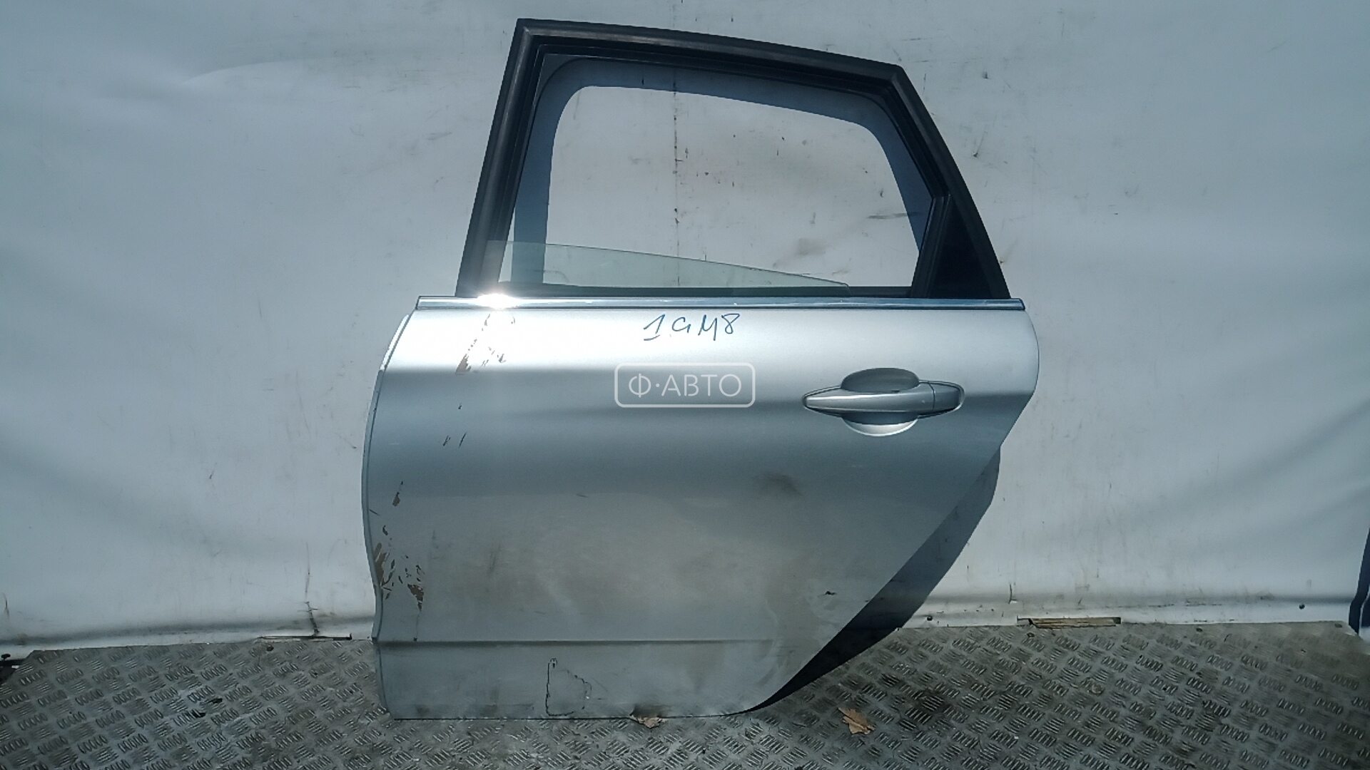 Дверь задняя левая