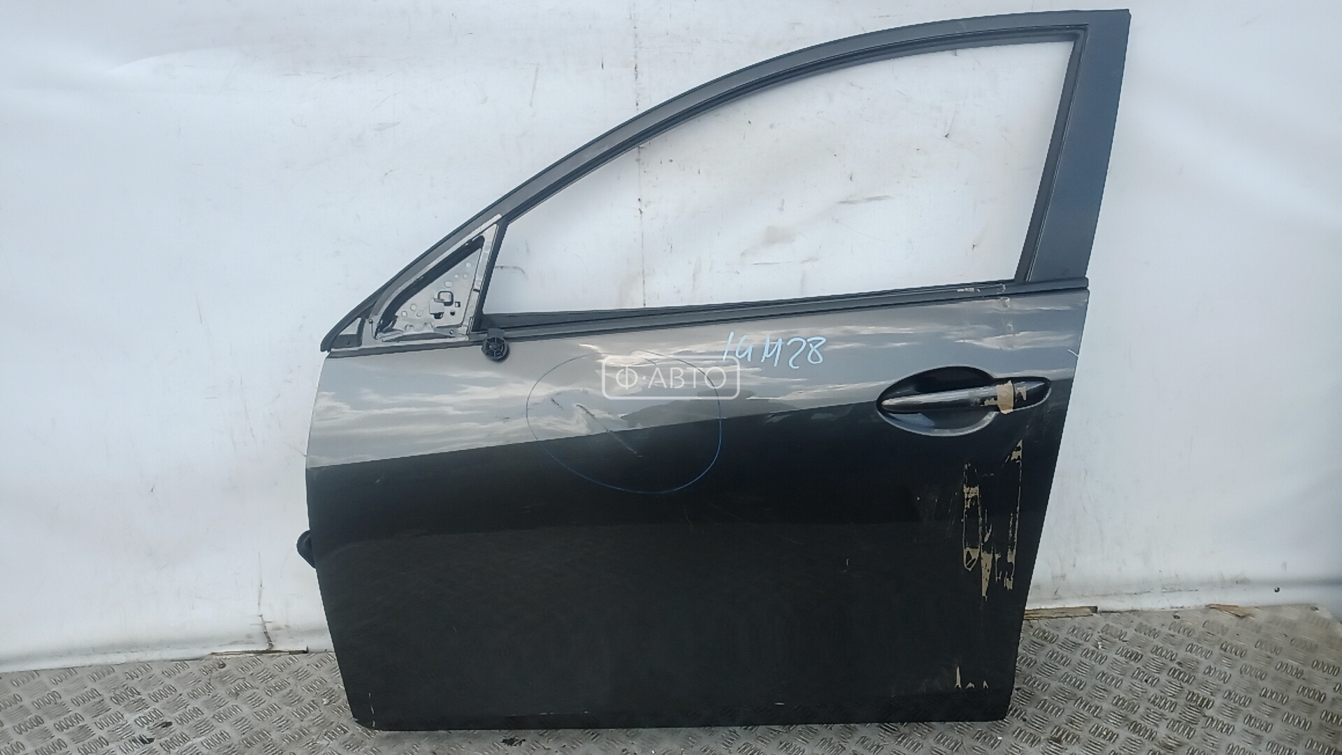 Дверь передняя левая