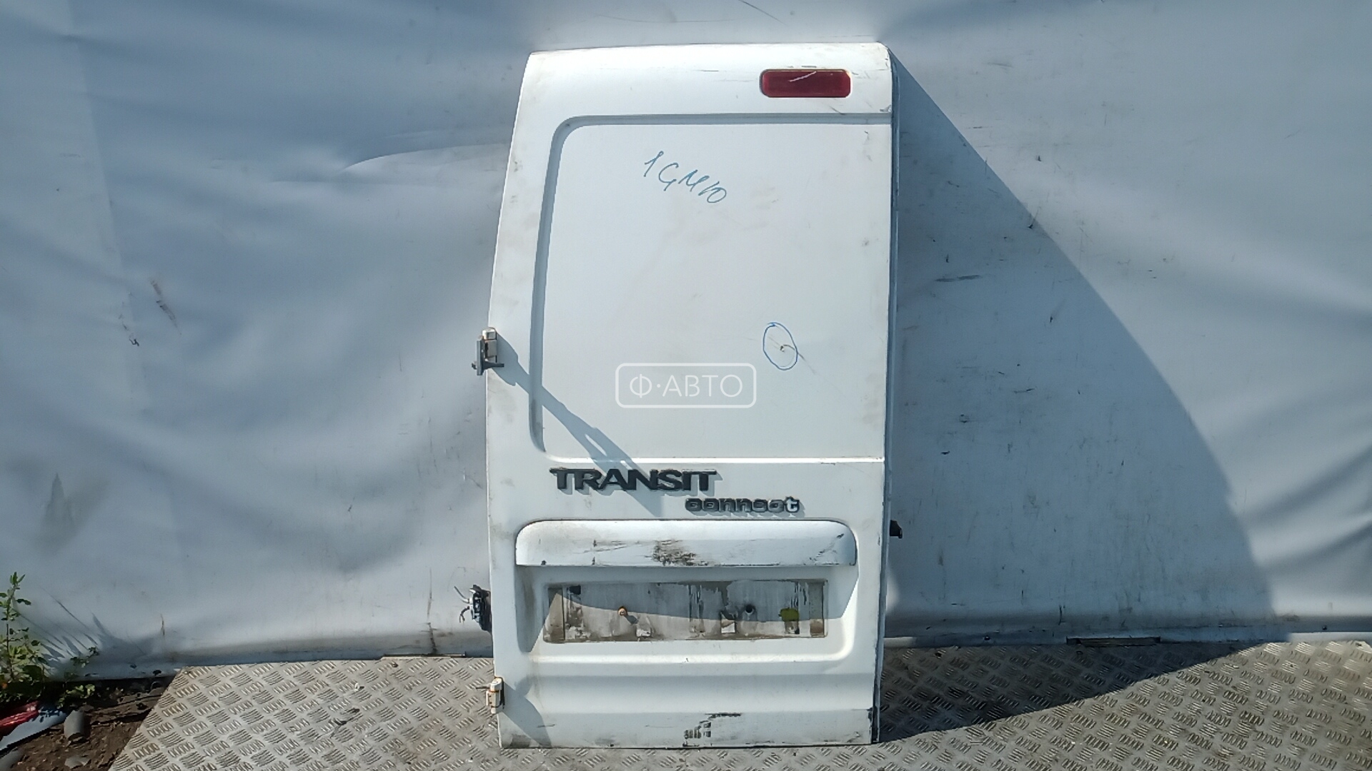 Дверь распашная левая