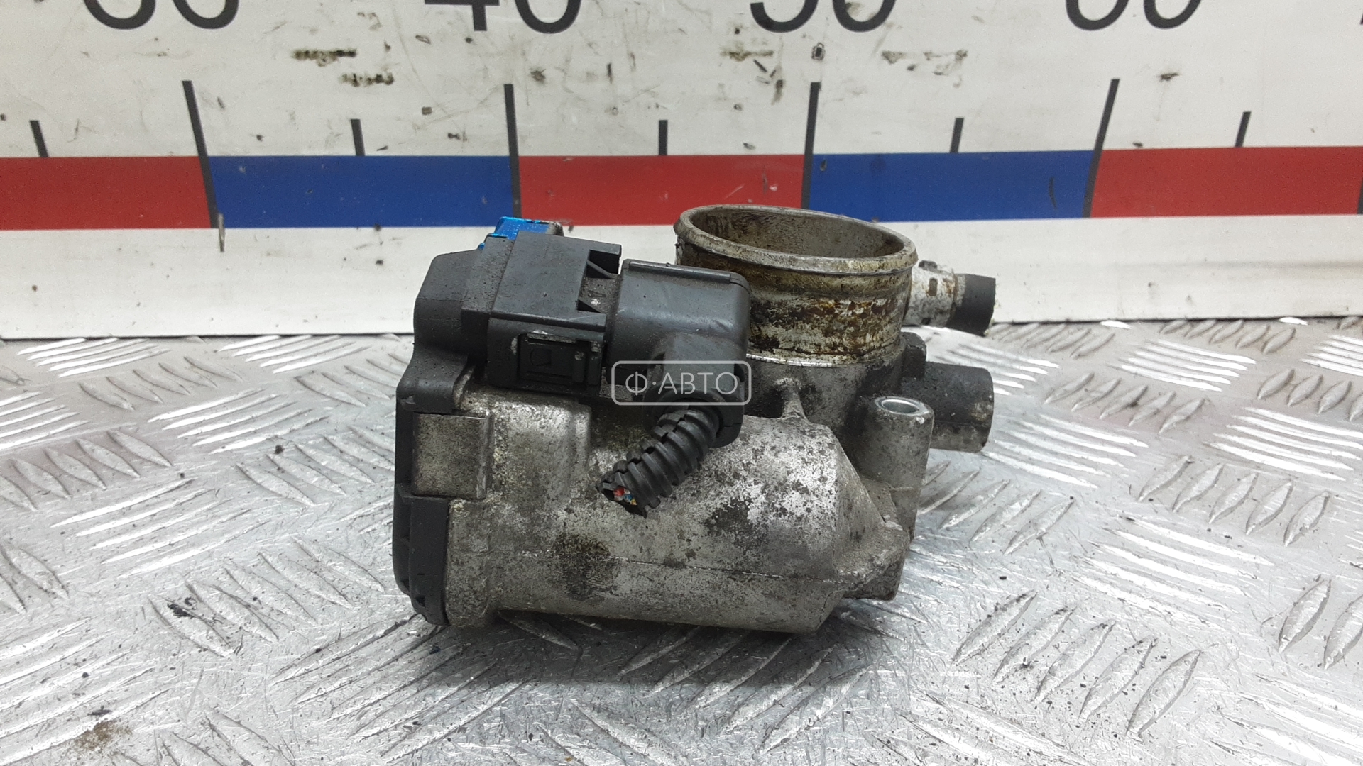 Дроссельная заслонка бензиновая