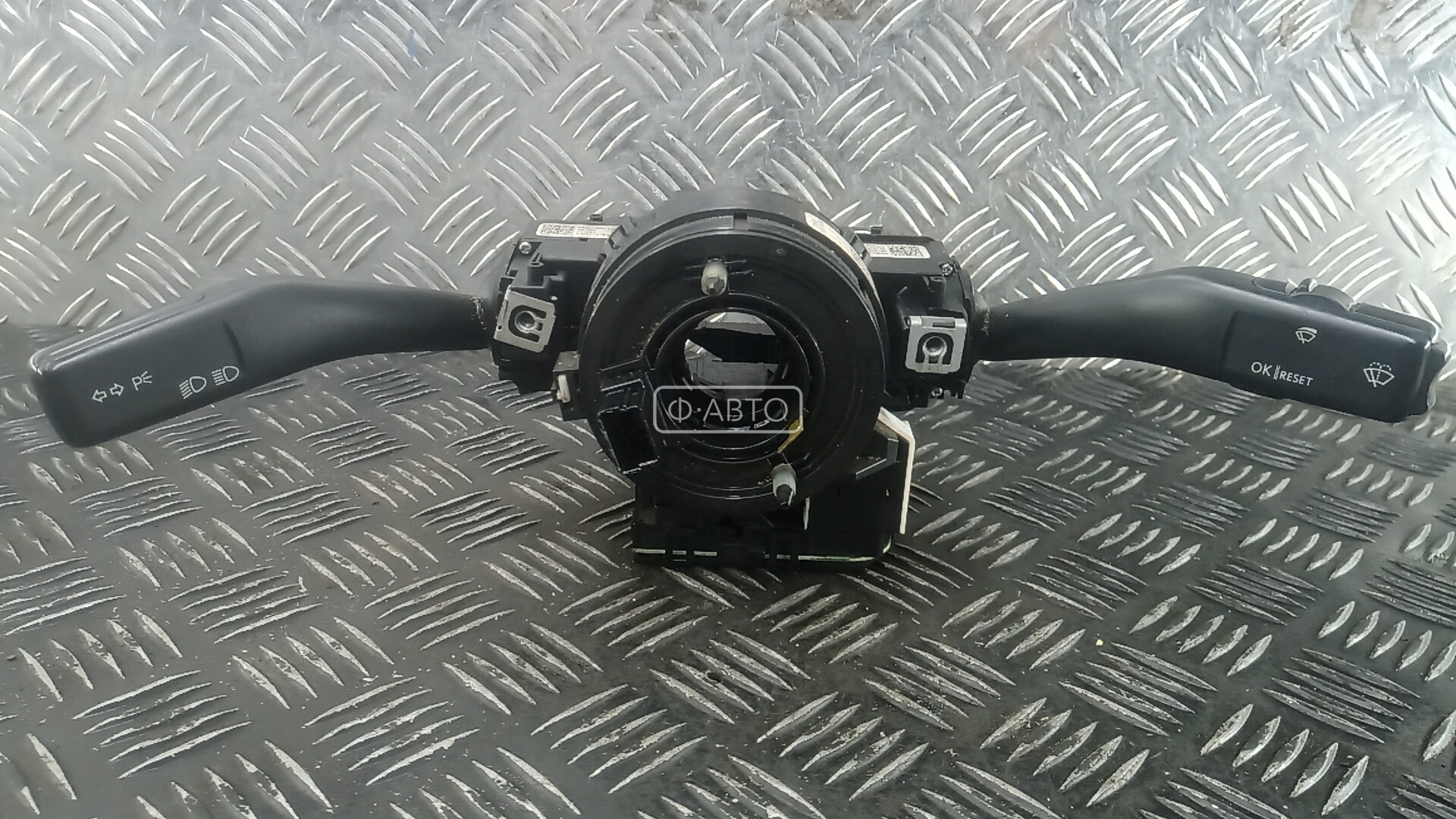 Переключатель поворотов и дворников (стрекоза)