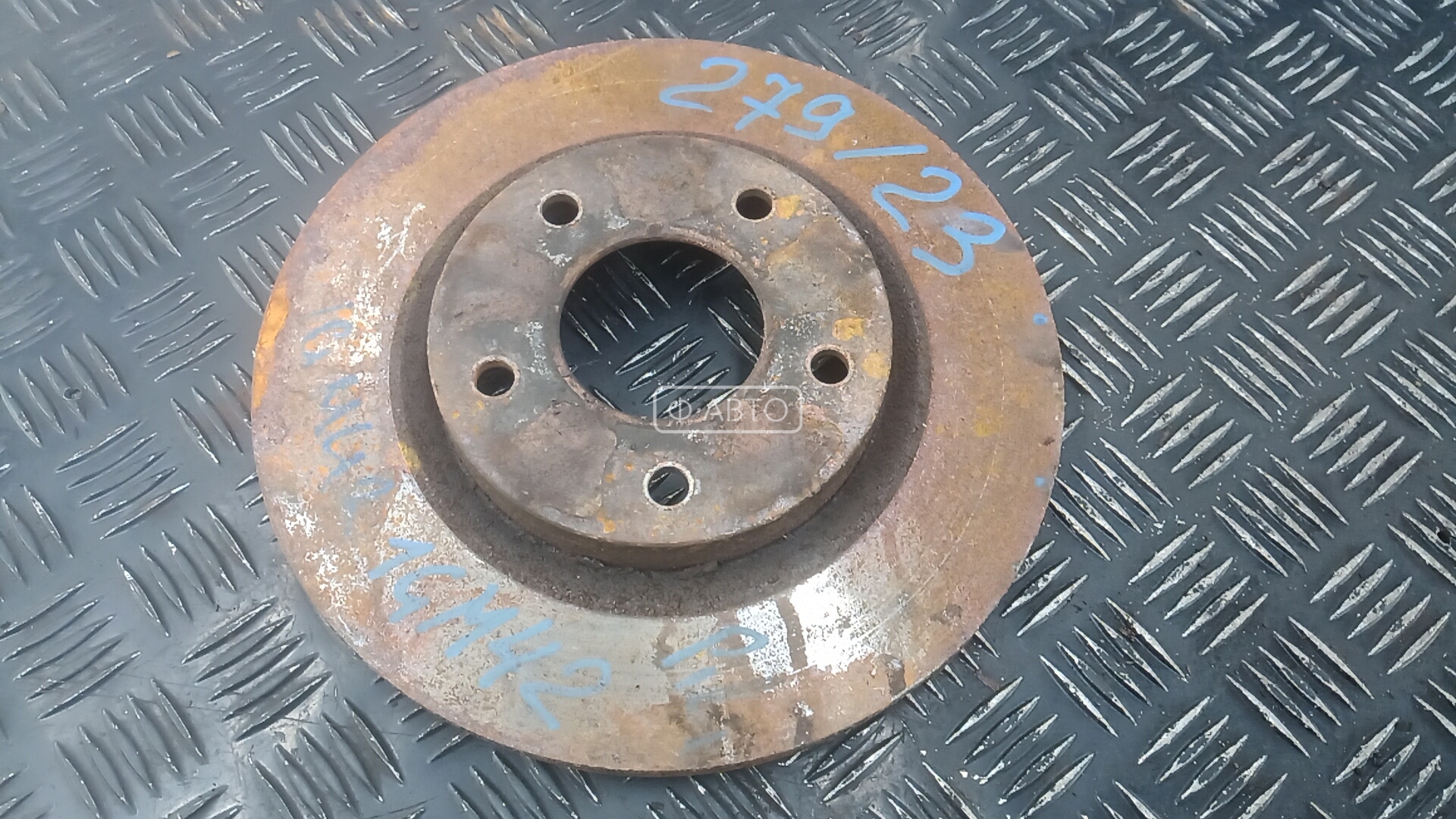 Диск тормозной передний