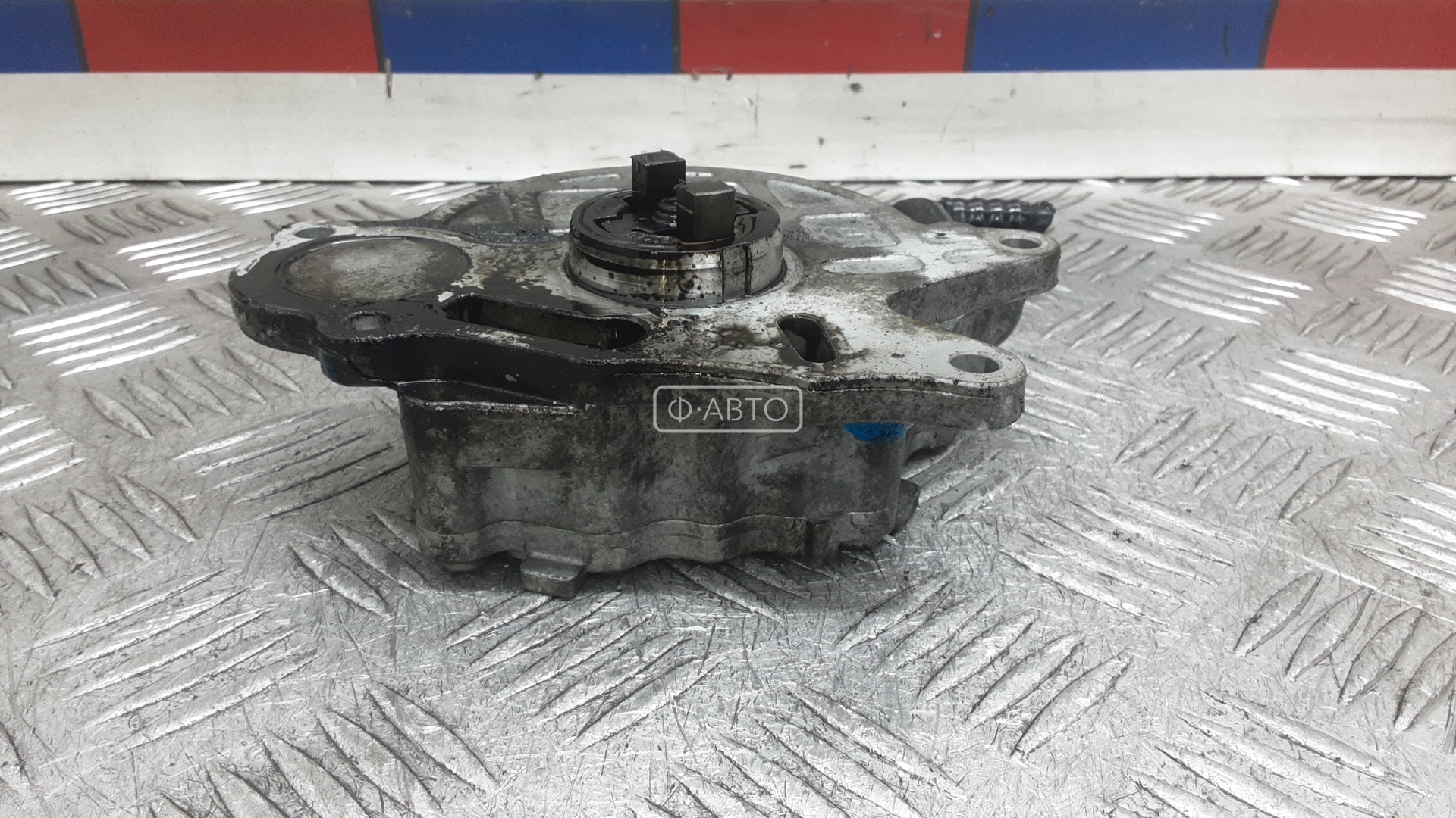 Насос вакуумный