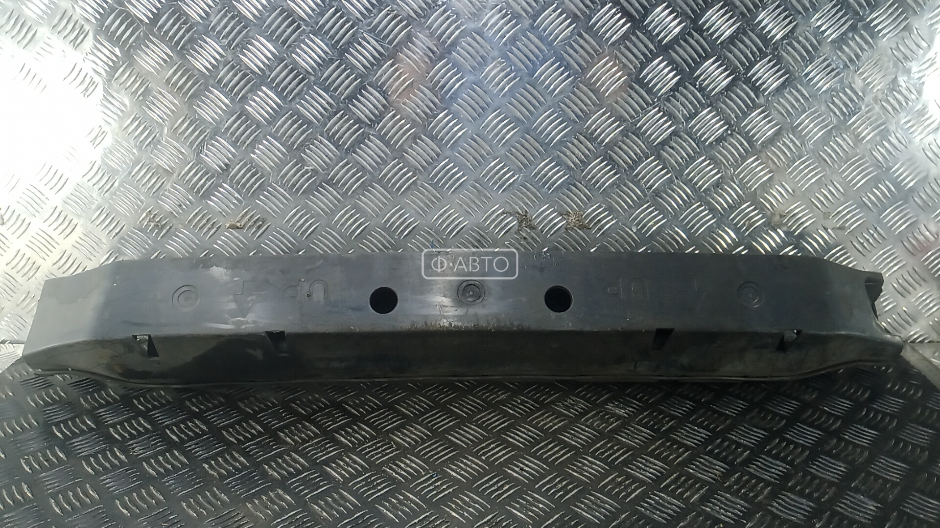 Усилитель бампера передний (кронштейн)