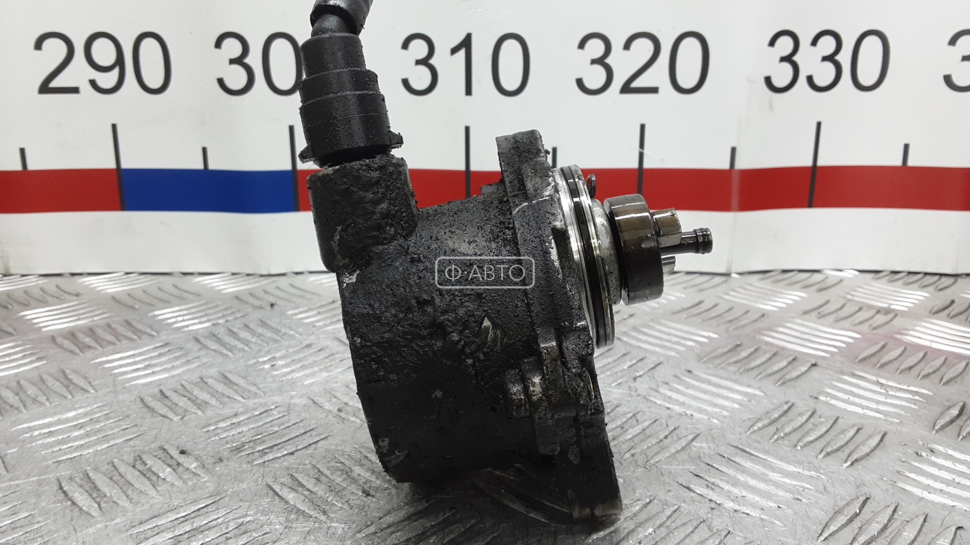 Насос вакуумный