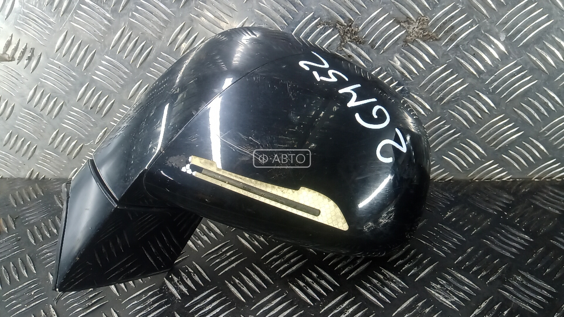 Зеркало наружное левое