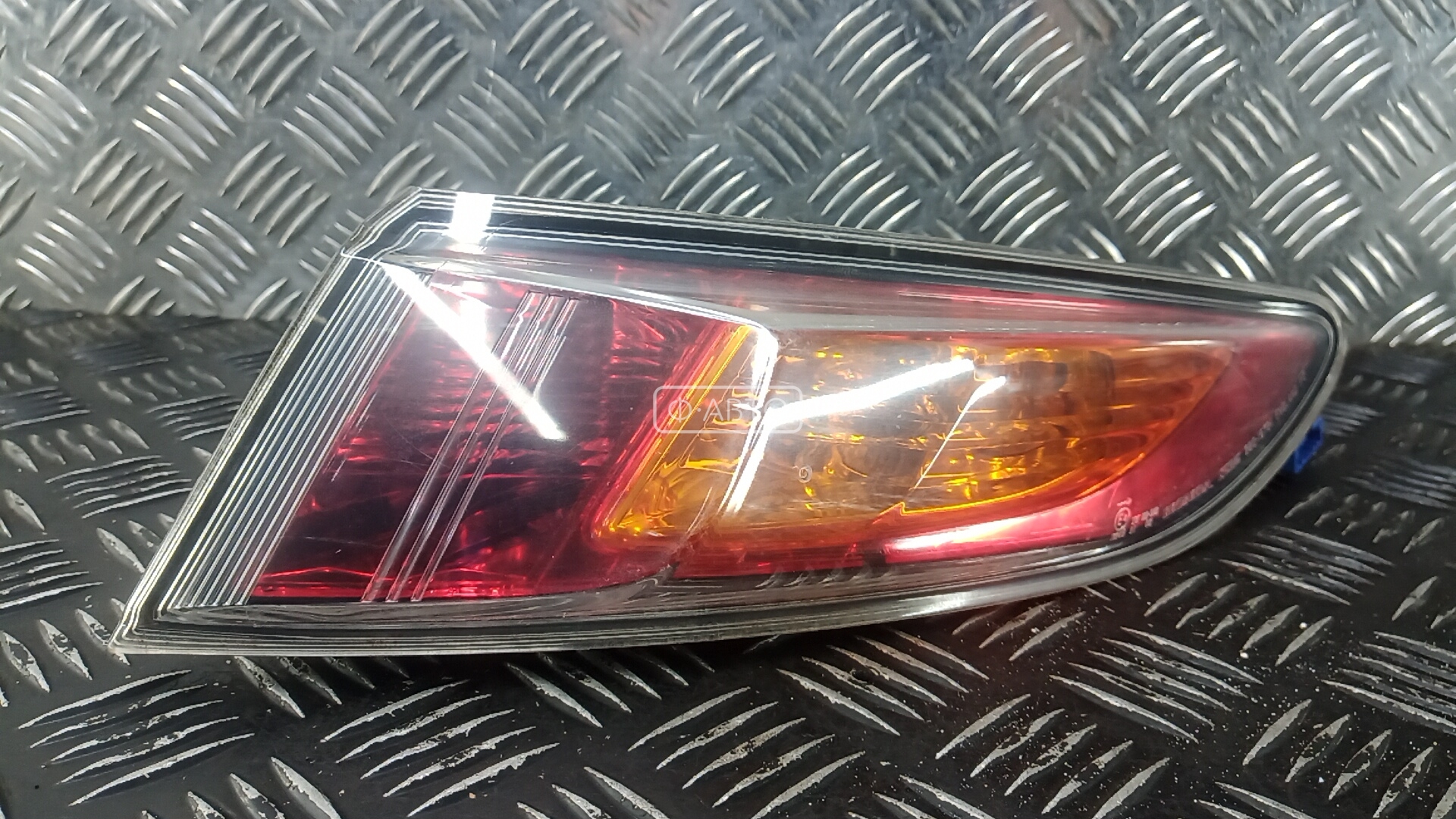 Фонарь задний правый