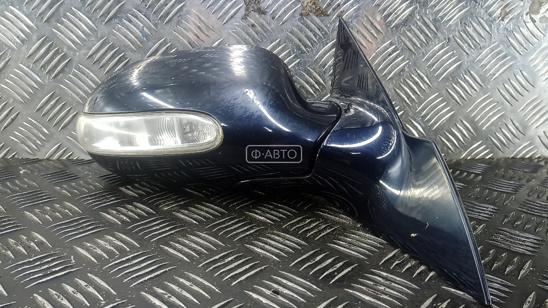 Зеркало наружное правое