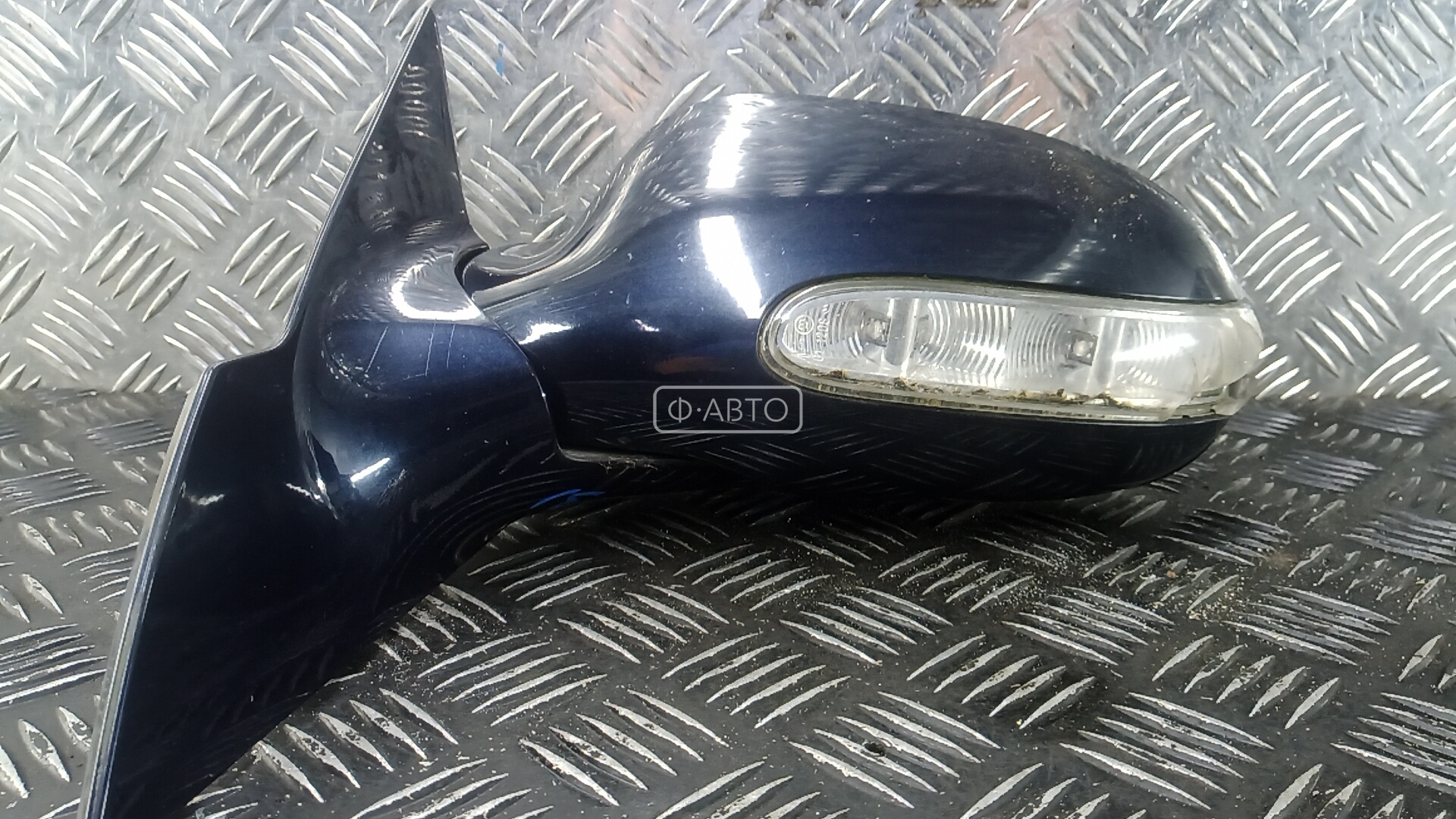 Зеркало наружное левое