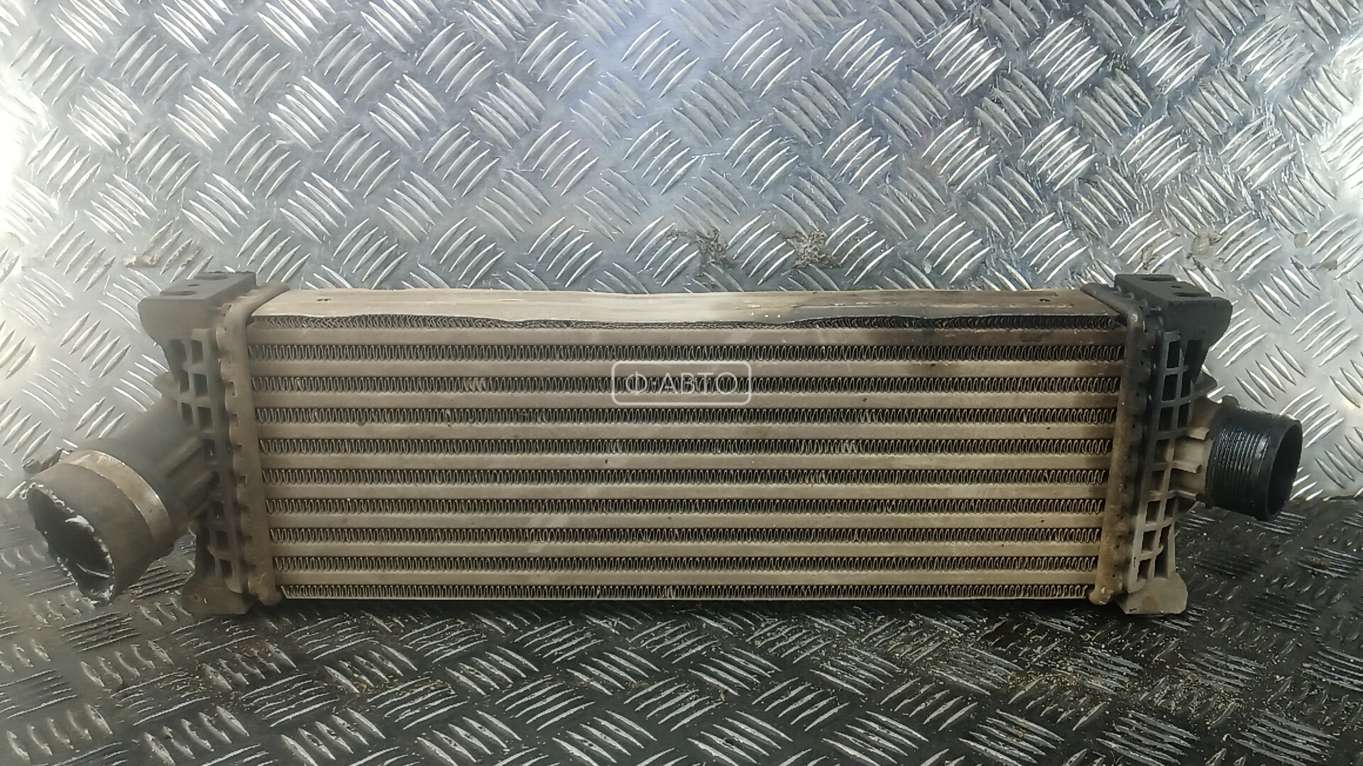 Радиатор интеркулера