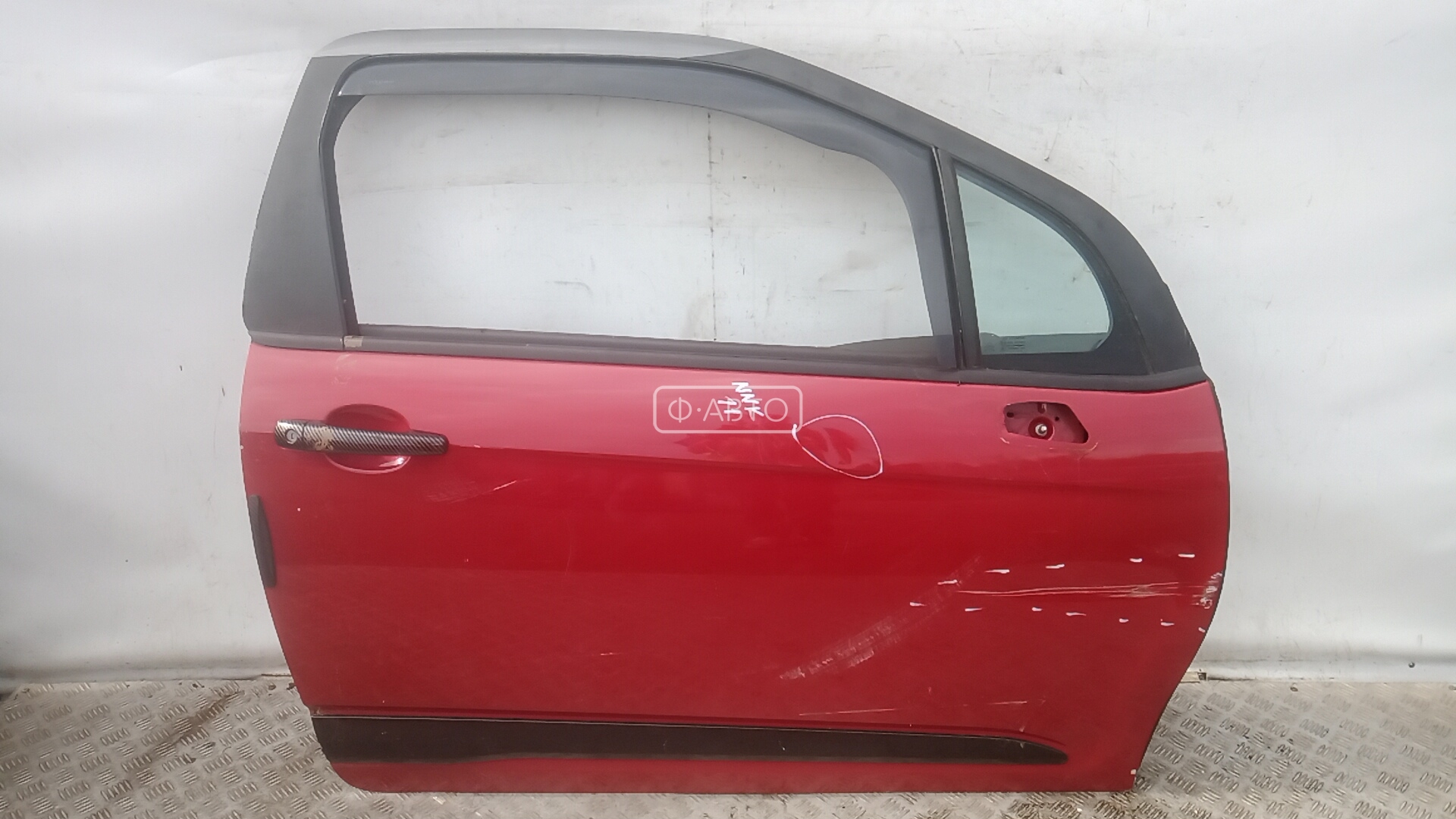 Дверь передняя правая