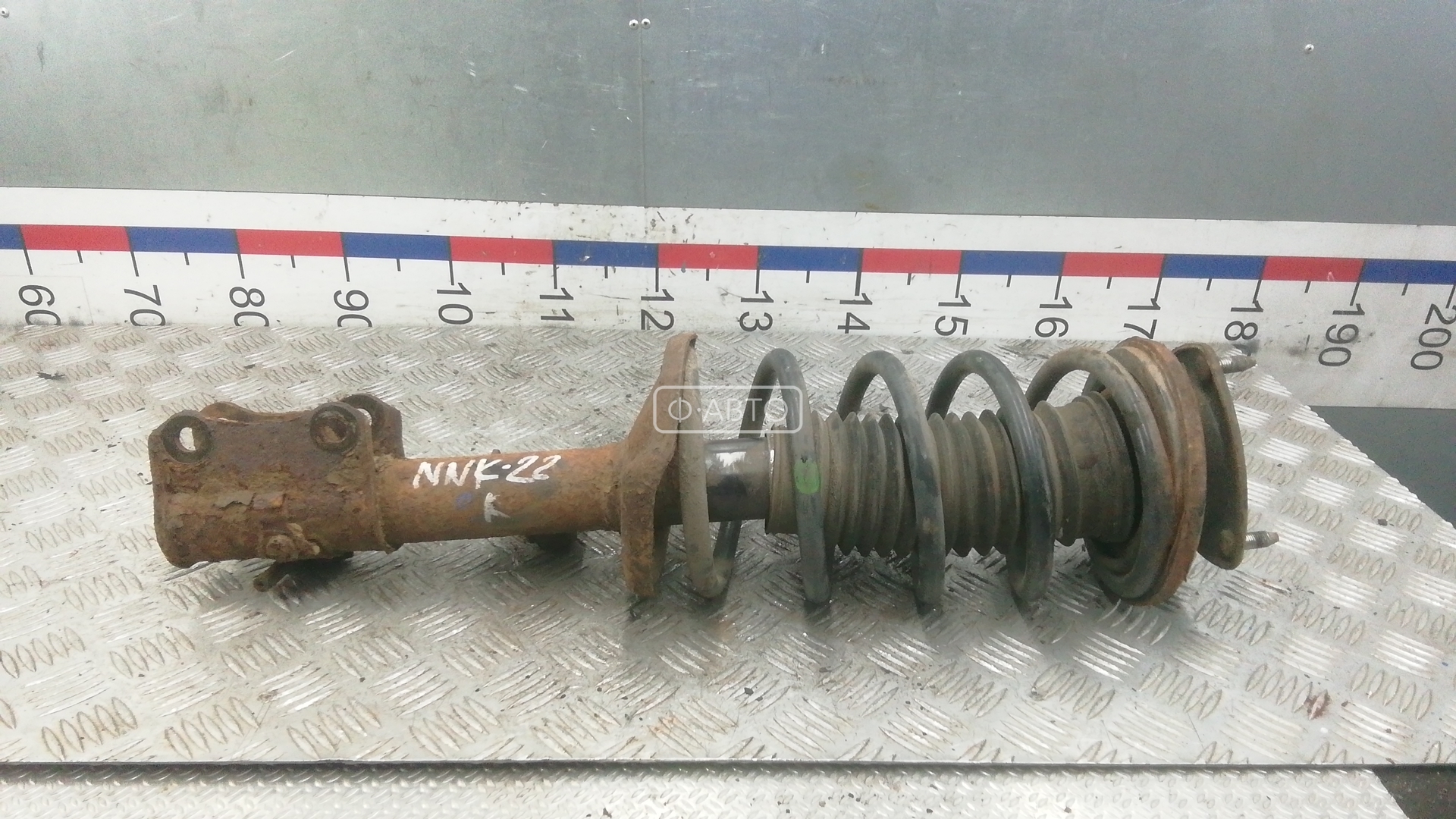 Стойка передняя правая