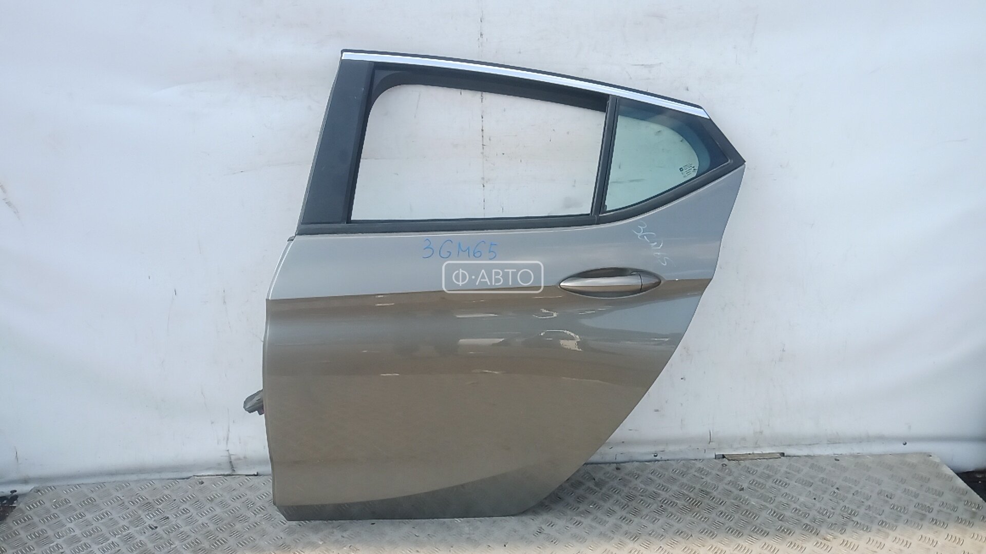 Дверь задняя левая