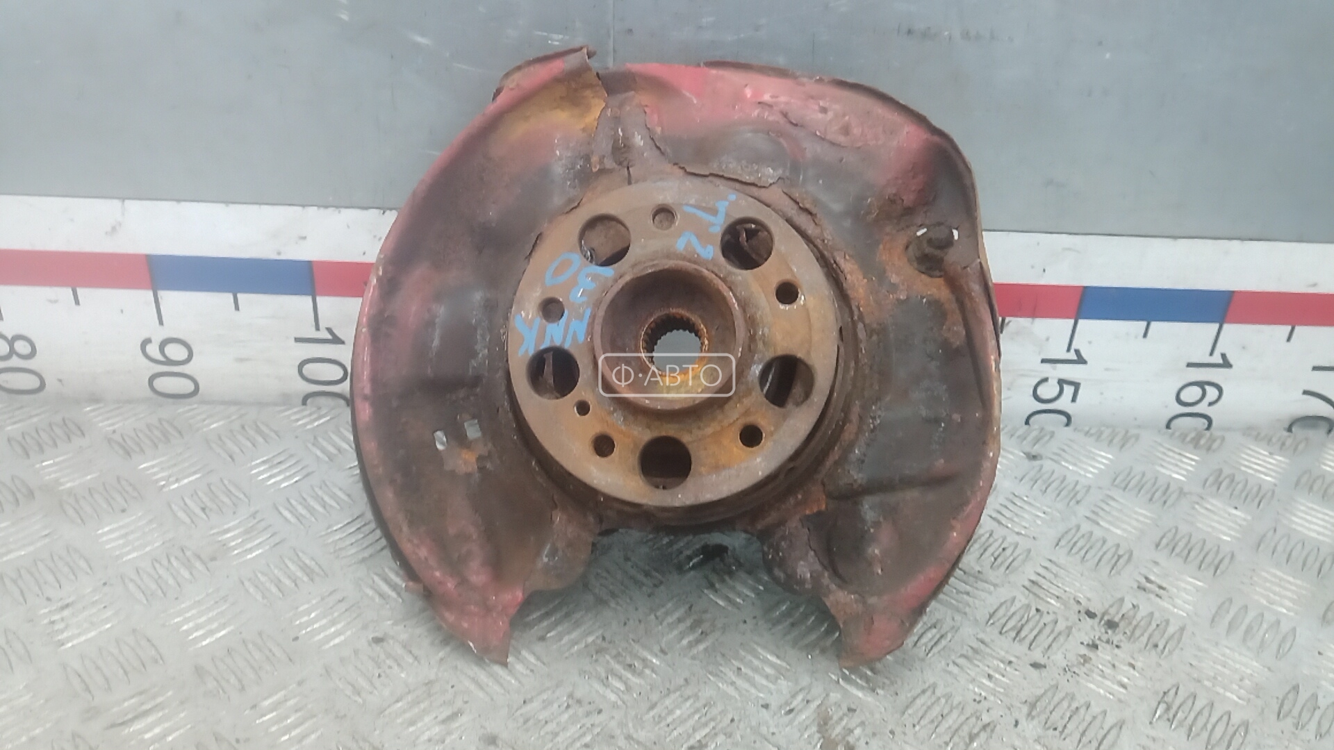 Ступица задняя левая